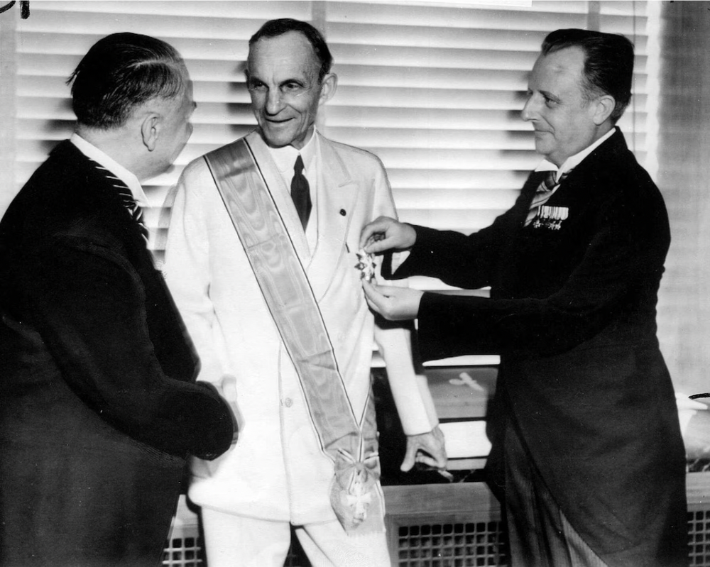 German diplomats award Henry Ford highest honour, The Grand Cross of the German Eagle, 1938 Detroit