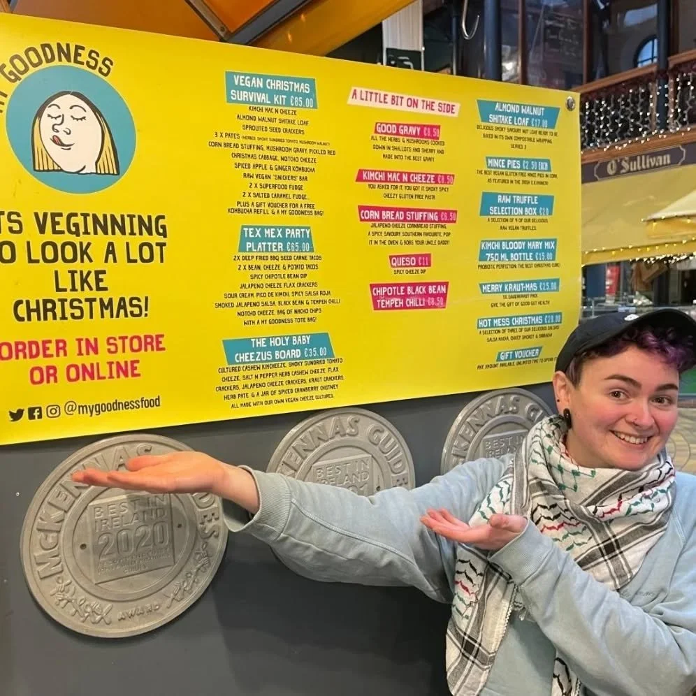 There they are! 🩷🎄🩵Sophie is ever so enthusiasticly modelling our 2024 Christmas menu, which is now live! You can order online @mygoodnessfood.com 👈link in bio,  in store @theenglishmarketcork , or at any of our Farmer's Markets. We'll be deliver