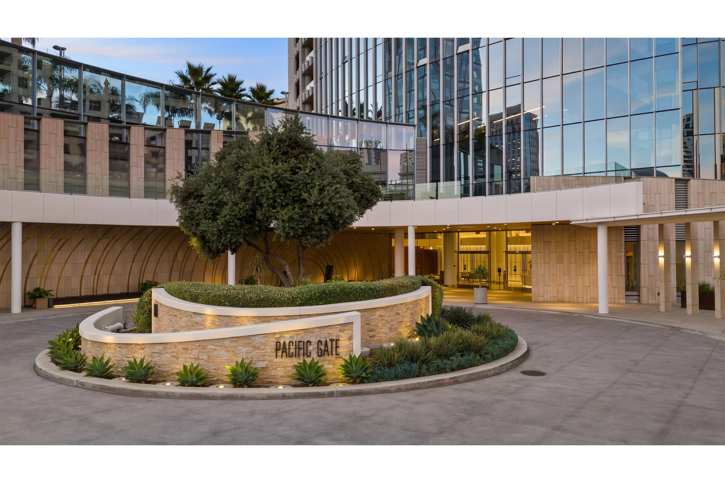 pacific gate 2.jpg