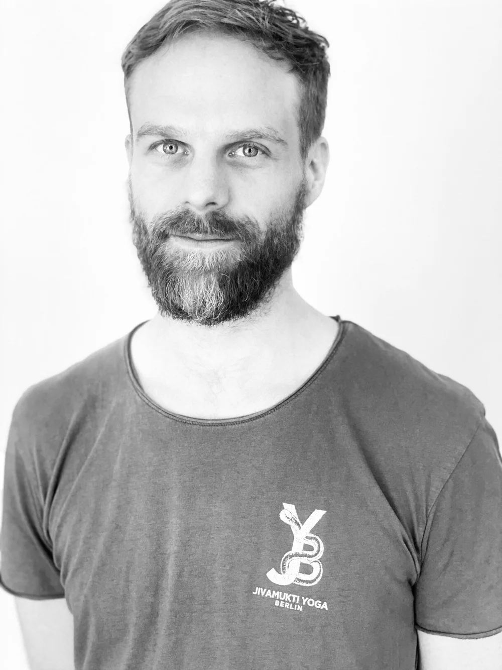 Meet Our Crew Jyb Teachers Jivamukti Yoga Berlin