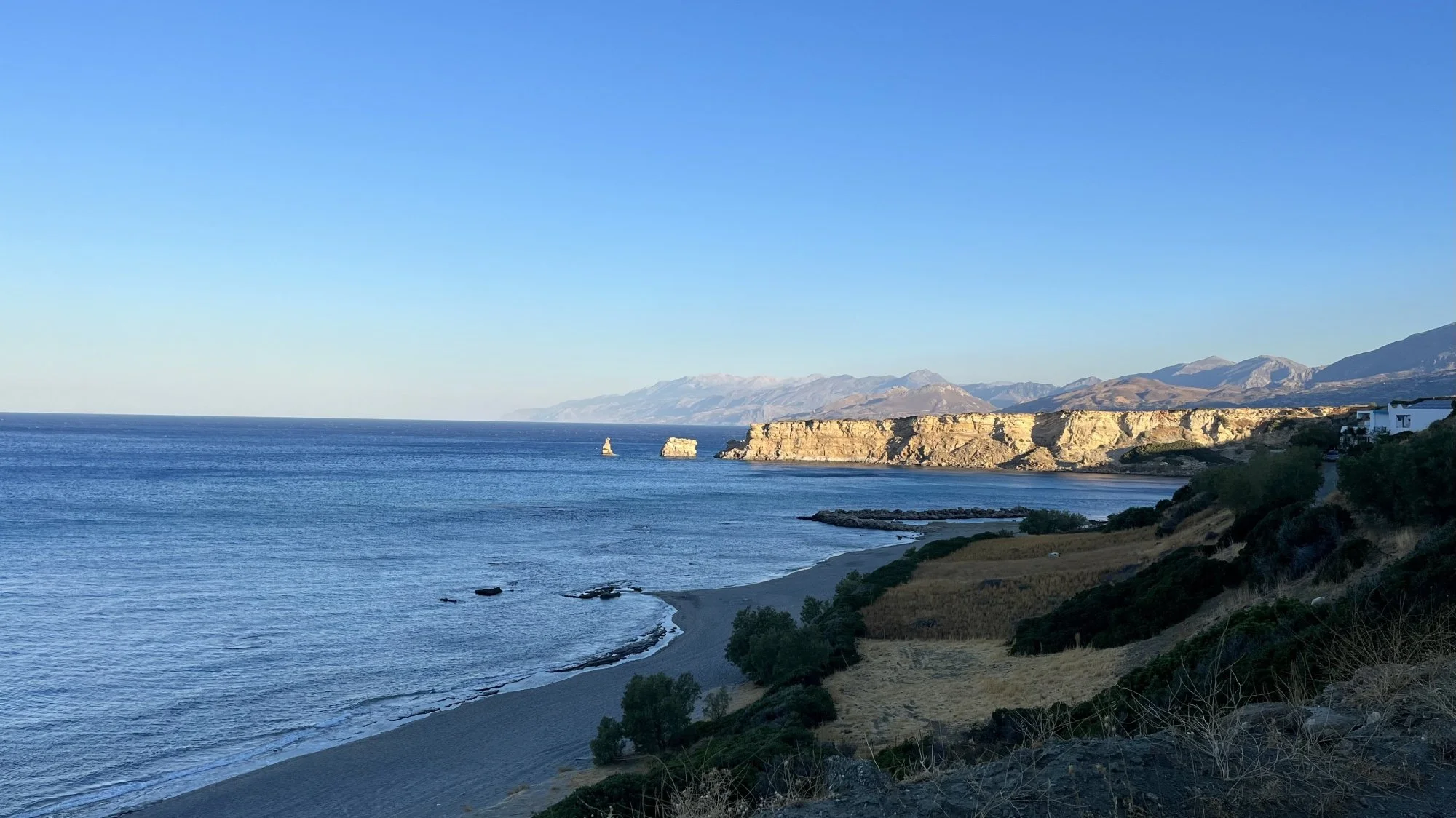 crete-rocks.jpg