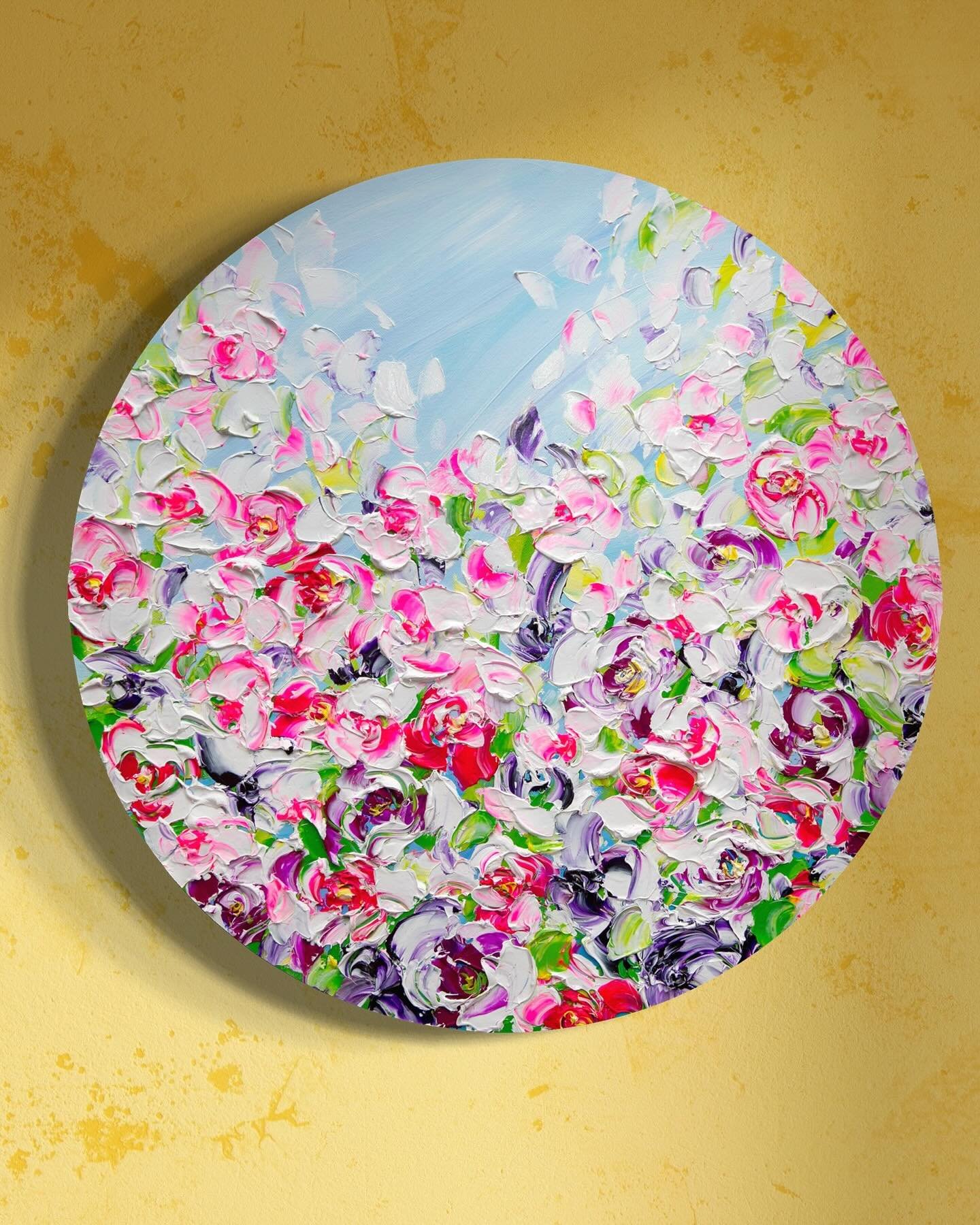 &ldquo;There are always flowers for those who want to see them.&rdquo;&ndash; Henri Matisse

&lsquo;Beautiful Morning Light&rsquo;
24 inches round
Acrylic on Canvas 

#floralart #flowers #interiordesign #homestyle #yyc