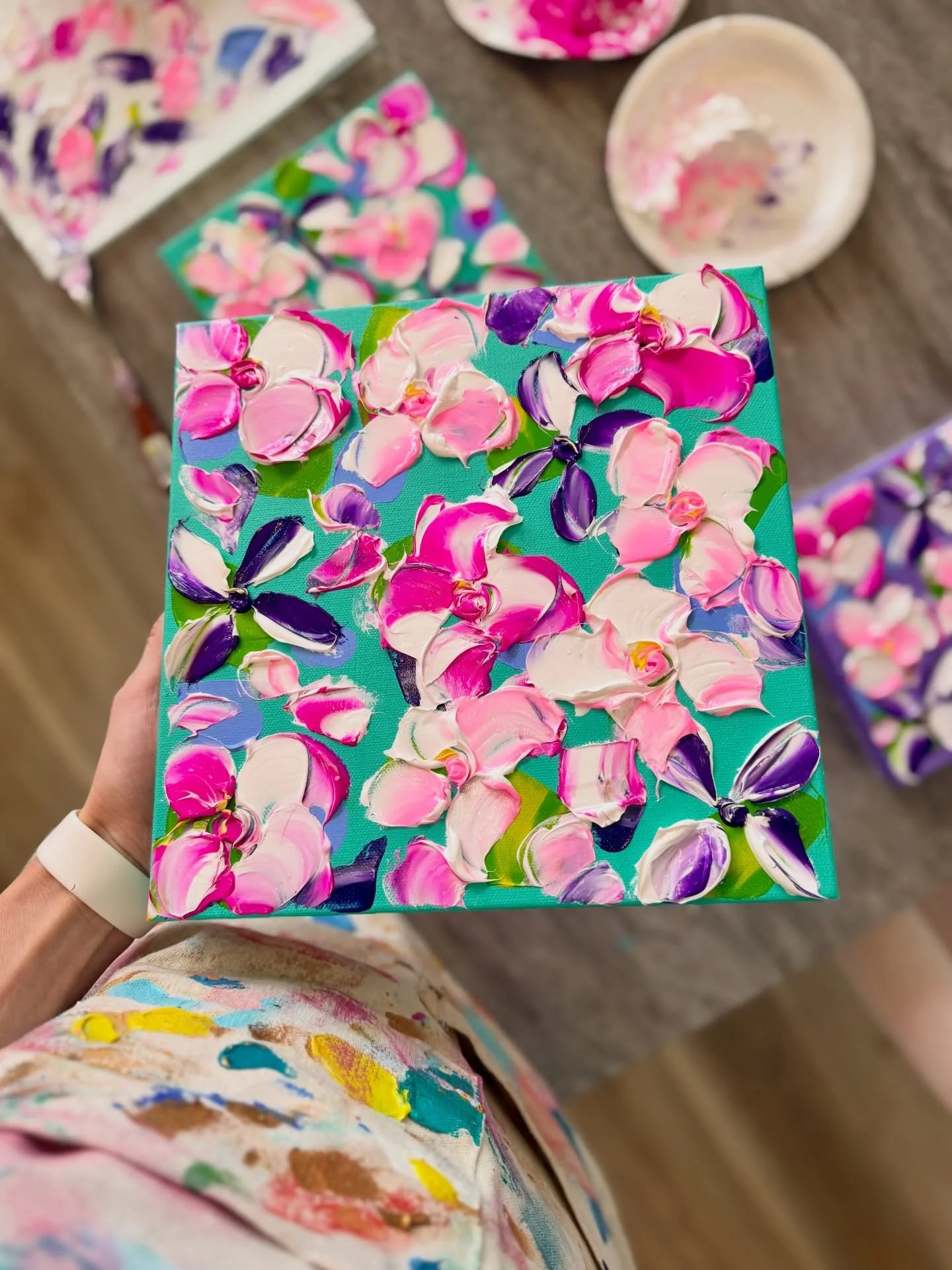 🌸 Mini Blooms 🌸

Building a collection of blooms in my Studio! Preparing a collection of minis to release in the coming weeks. 

➡️ Want to see a specific colour? Send me a message! 

#calgaryart #calgaryartist #flowers #florals #abstractart