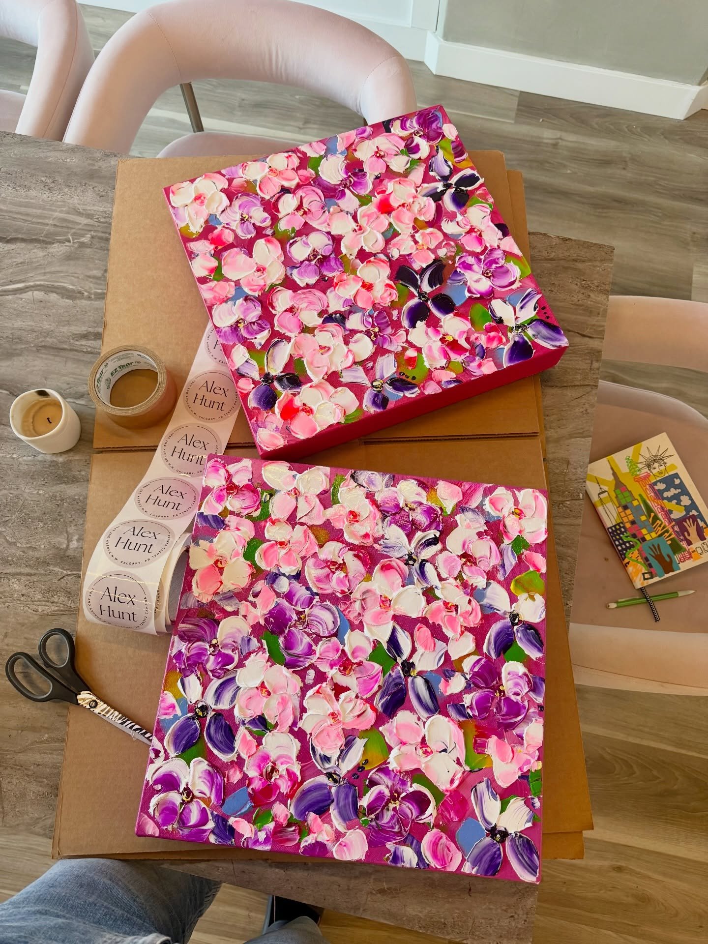 ✨SOLD✨

These two paintings are headed to Toronto this week! 

Thank you to my new collector who loves pink as much as I do! 💖 

#flowers #calgaryartist #yyc #yycliving #canadianart