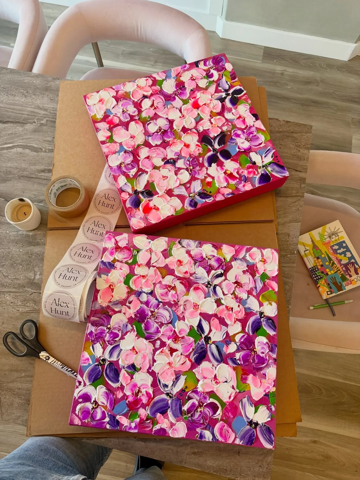 ✨SOLD✨

These two paintings are headed to Toronto this week! 

Thank you to my new collector who loves pink as much as I do! 💖 

#flowers #calgaryartist #yyc #yycliving #canadianart