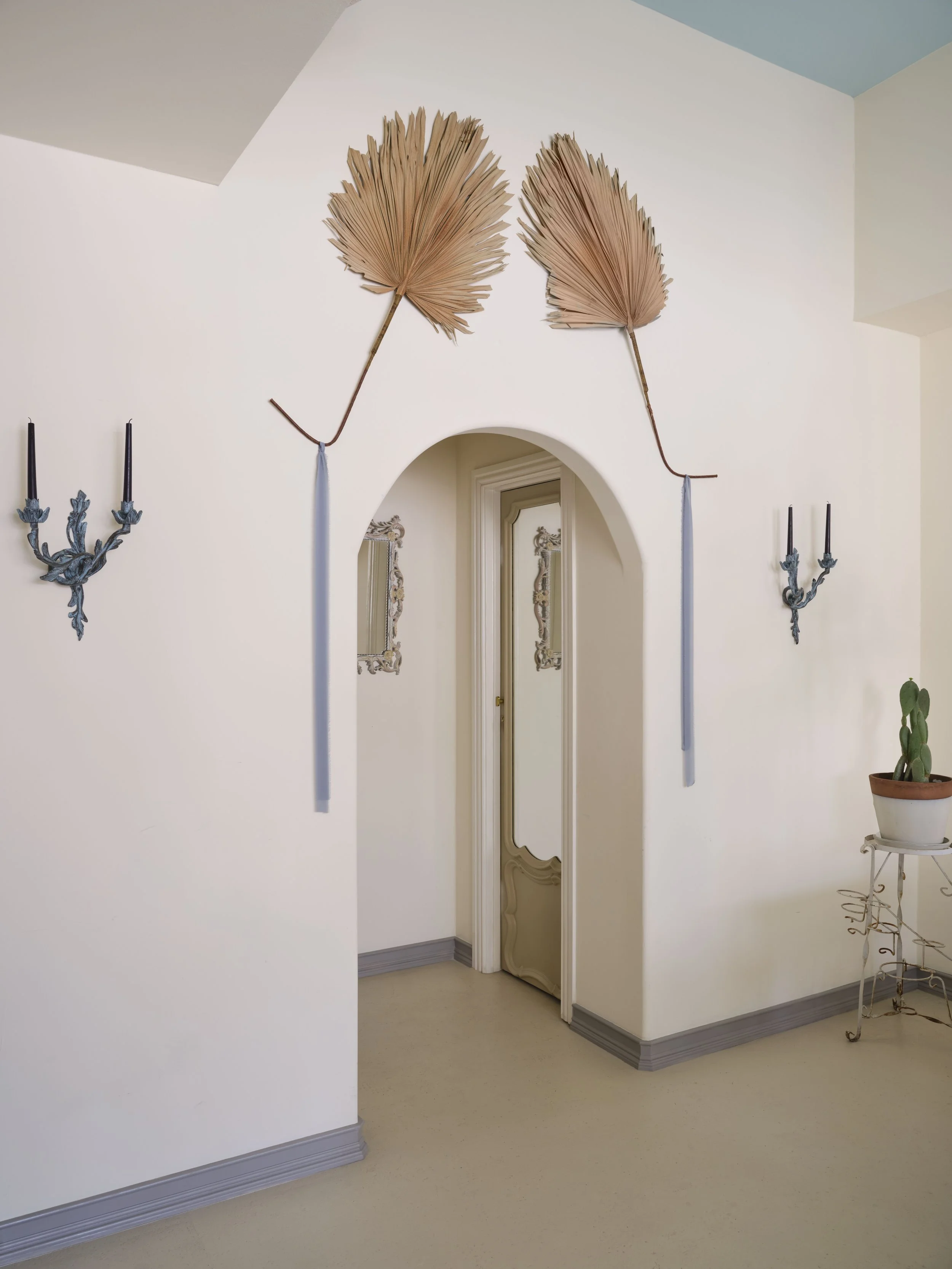 Secondary dining area
