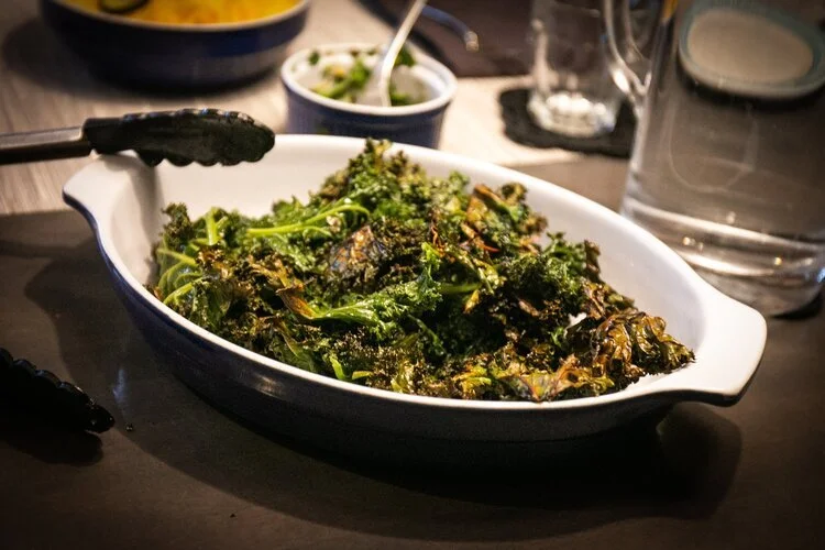 Bol de chips kale pour le Super Bowl