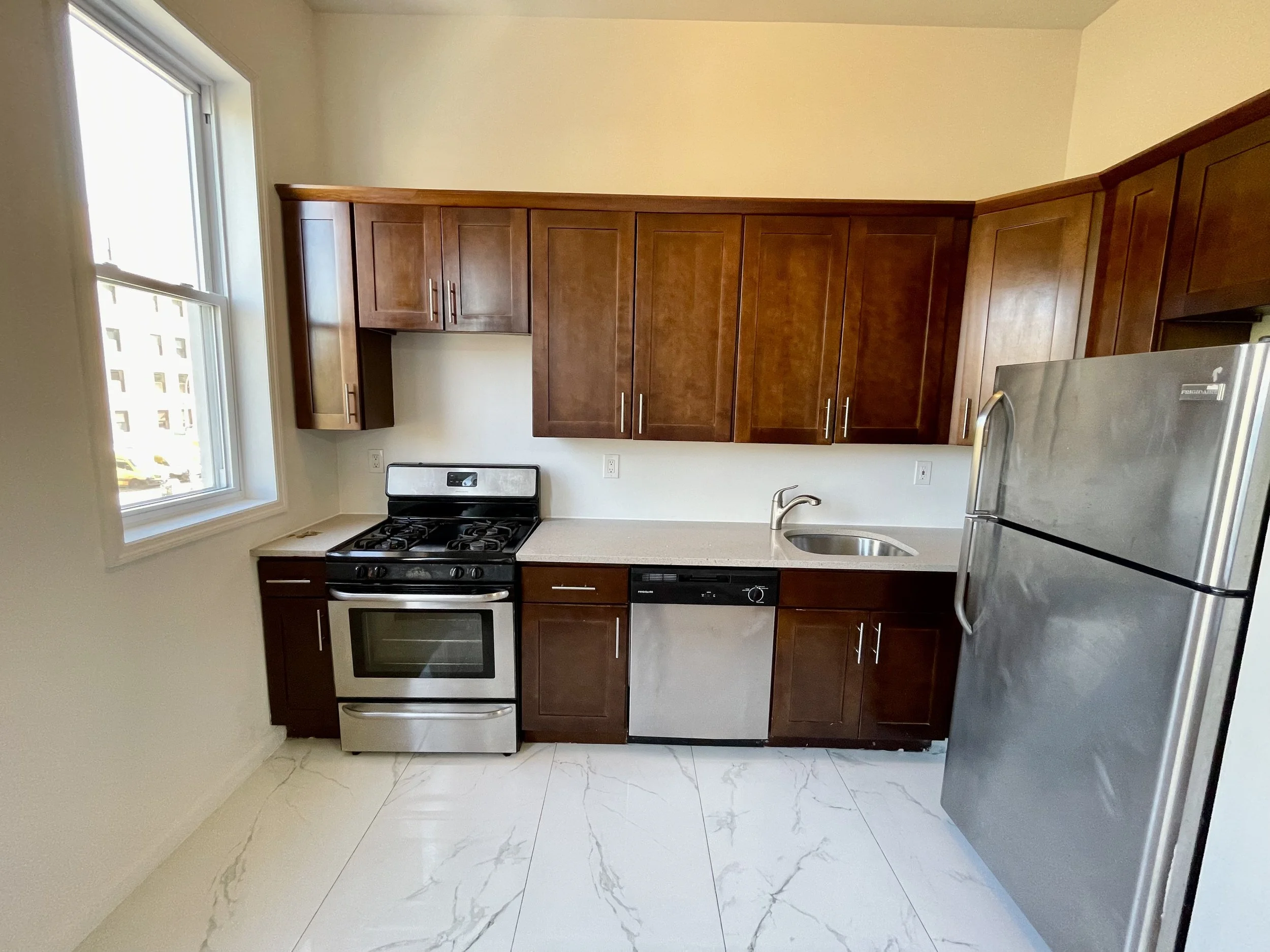 864 Bushwick Ave Unit 2 New Photos Oct. 2025-29.jpeg
