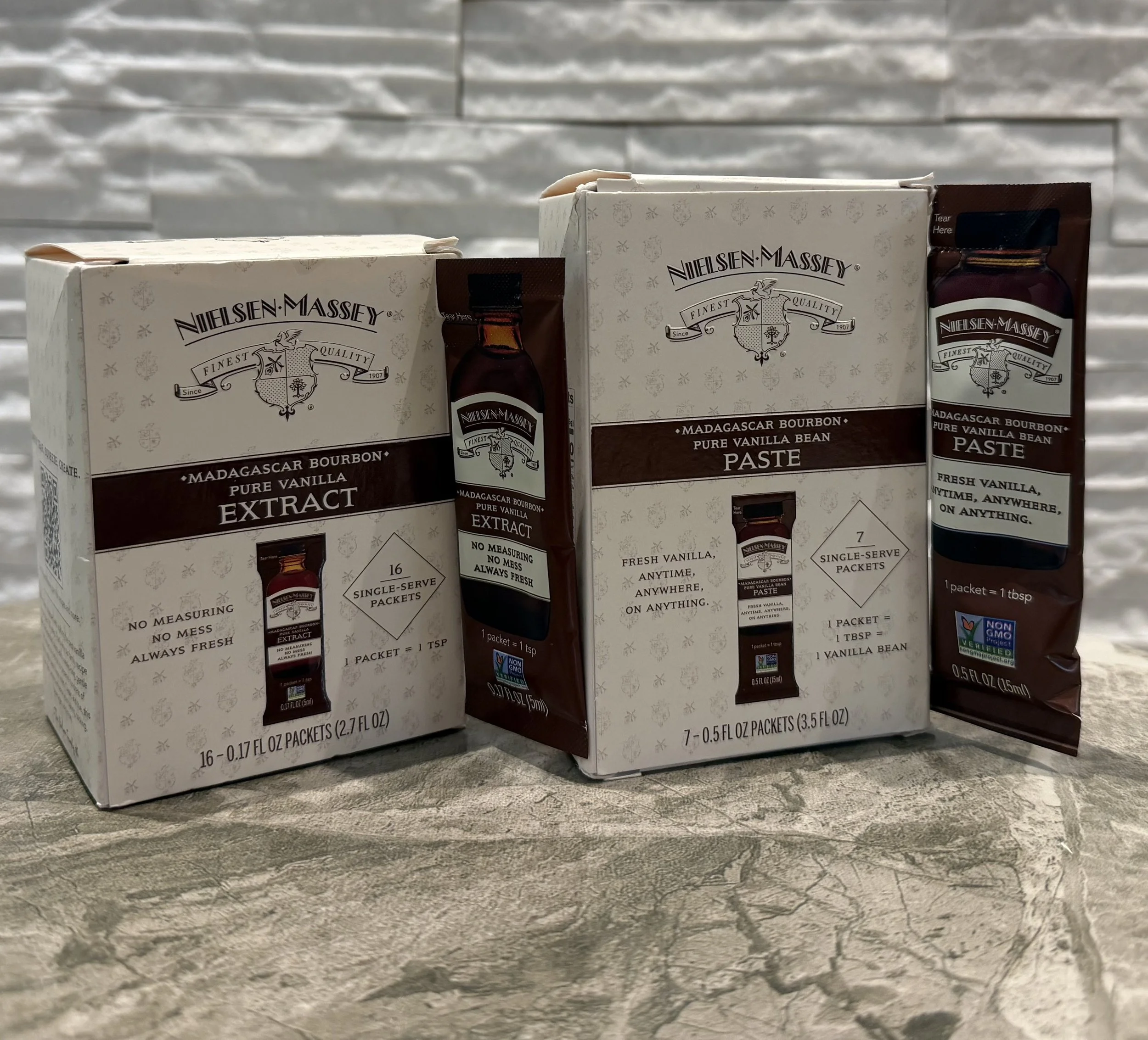 Nielsen Massey Pure Madagascar Pure Vanilla Extract and paste individual packs