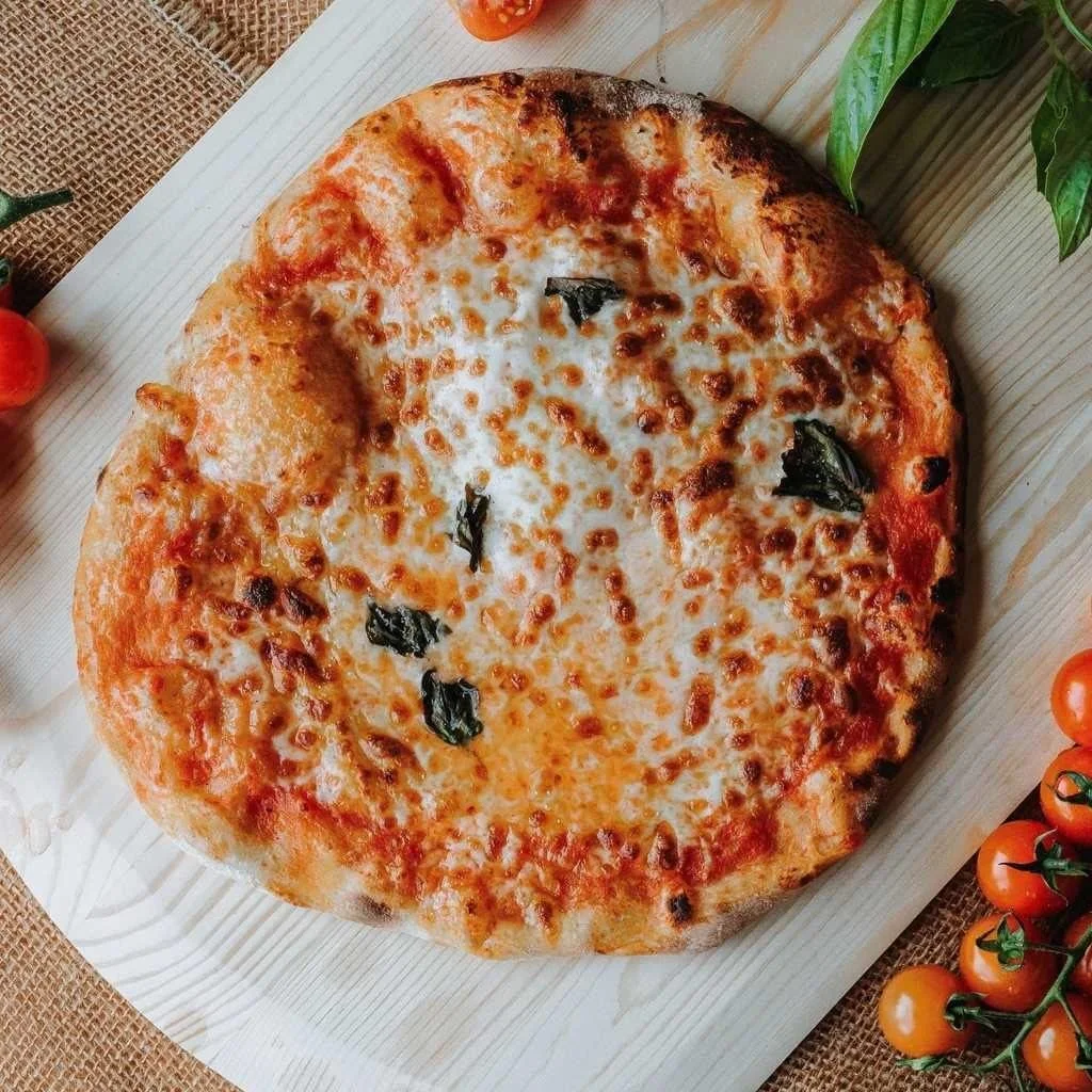 Chiara Cucina Frozen Pizza, 412 g