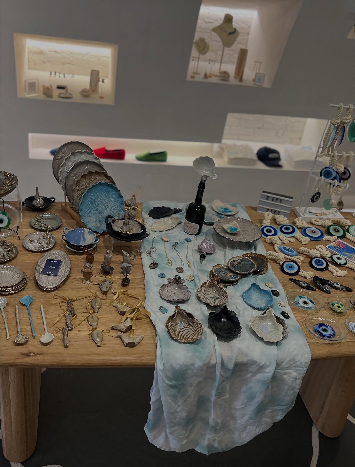 ☀️DEPY DOES ASTORIAAA!!! 🏆 swipe to the end to see the last time I was in Astoria in y2k with my Yiayia! 

📣Thank you so much to @hellenicaesthetic for being the most fabulous host of my first ever east coast pop up shop! Getting to meet all my NYC