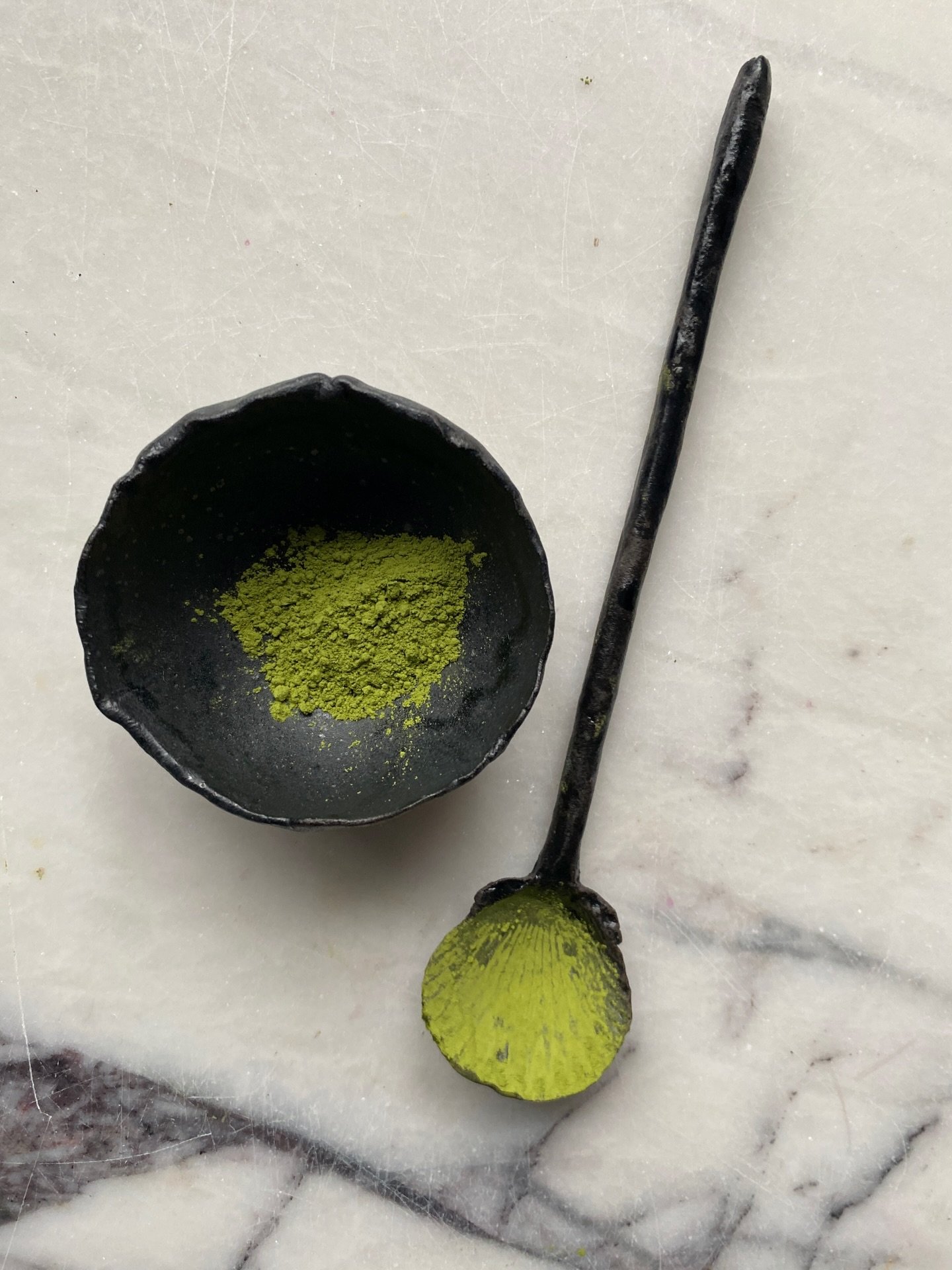 🐚the hottest holiday accessory is gotta be the new zepo SHELL SPOON for your stirring and your sipping WOW WHAT WILL SHE THINK OF NEXT?!! ☀️coming to your screens☀️in FIVE DAYS☀️ click the poll for details☀️ 

PS if you are my cousin Kia, hi shanood