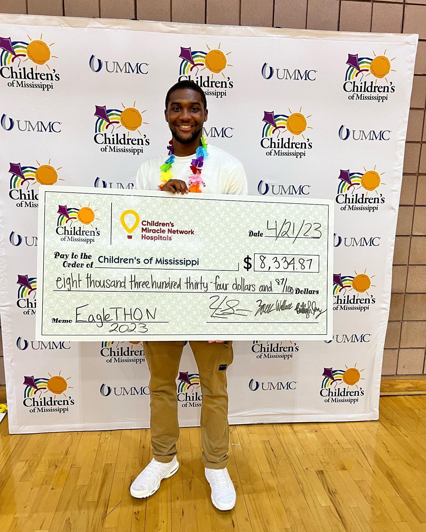 Let&rsquo;s just take a moment to look back on the week that has been for @clemonslab undergraduate student @zwallace25 ! I don&rsquo;t think I have ever seen one week jammed with so much achievement!
1. Raising $8334.87 for the Children&rsquo;s Hosp