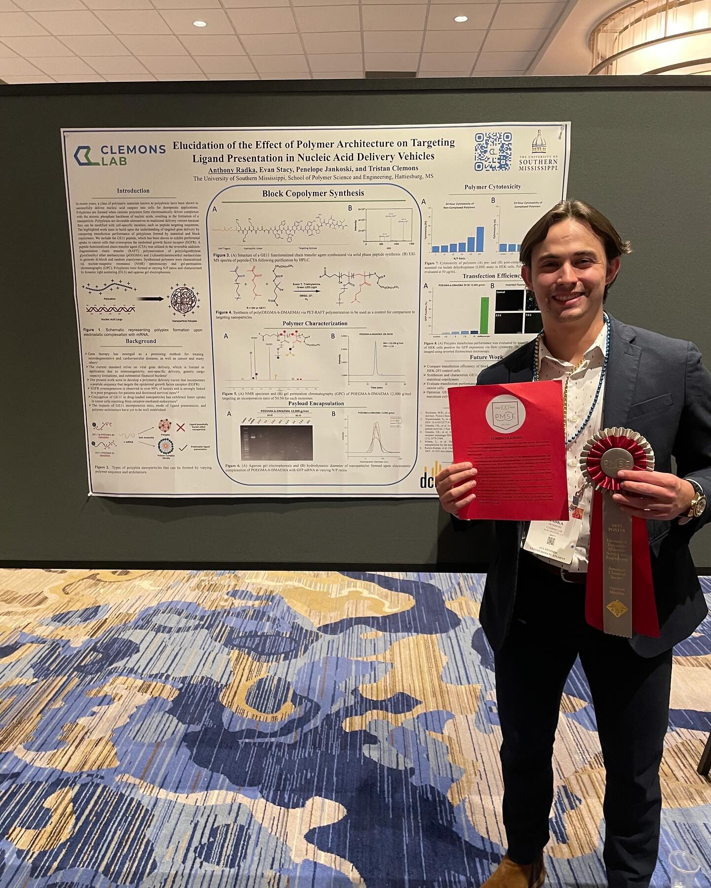 Wow- what a week, poster sessions, oral presentations, lots of networking! Well done @clemonslab! Special mention to @aradka10 for winning 1st place in the PMSE poster session! #acsspring2024