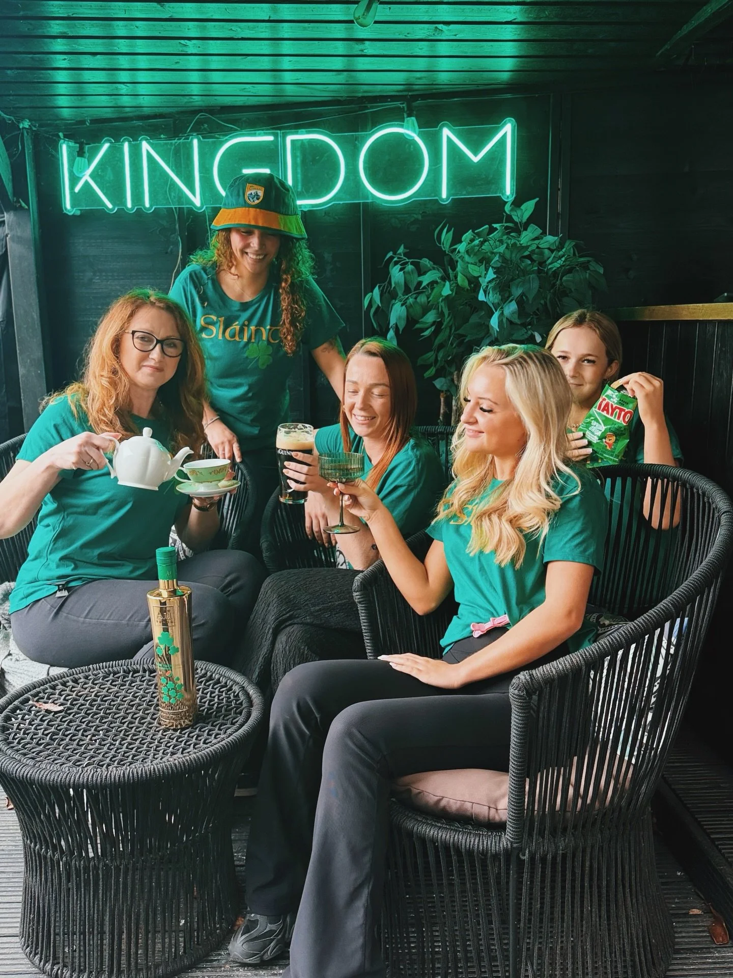 Great craic, great hair, and the gift of the gab. ☘️

This International Women&rsquo;s Day we&rsquo;re celebrating the brilliant women of Cabello. Talented, funny, and the best company.

Cheers to all the brilliant women in our lives 🤍