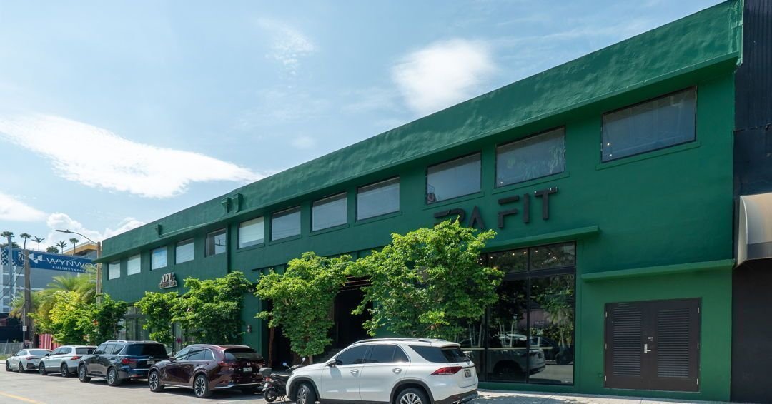 Metro 1 Commercial is proud to present The Atrium @ Trackside, located at 51-53 NE 24th Street, Miami, FL.

This thoughtfully designed, campus-style, mixed-use building offers 42,500 SF of interior space, seamlessly blending creative office, retail, 