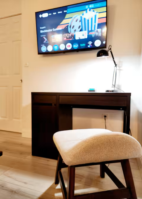 bedroom office png.png