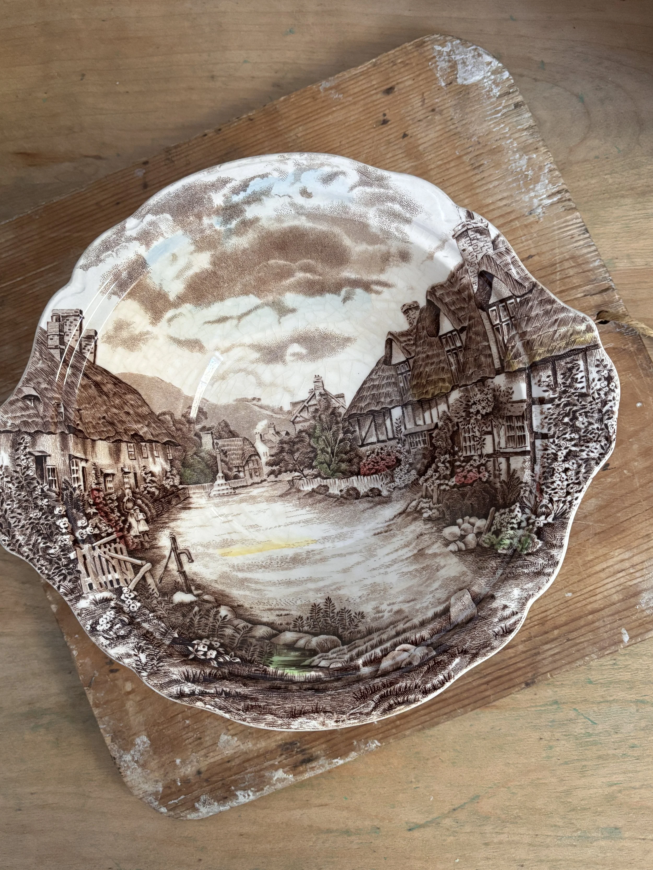 Vintage Johnson Bros Olde English Countryside Serving Bowl