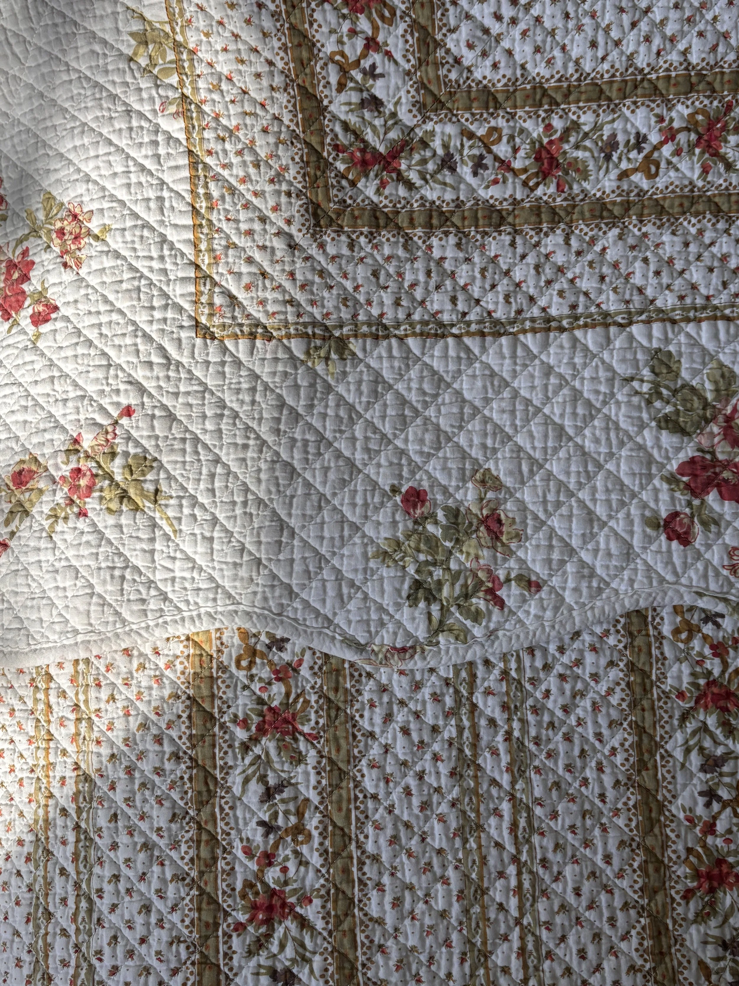 Founded Cotton Reversible Floral  Quilt