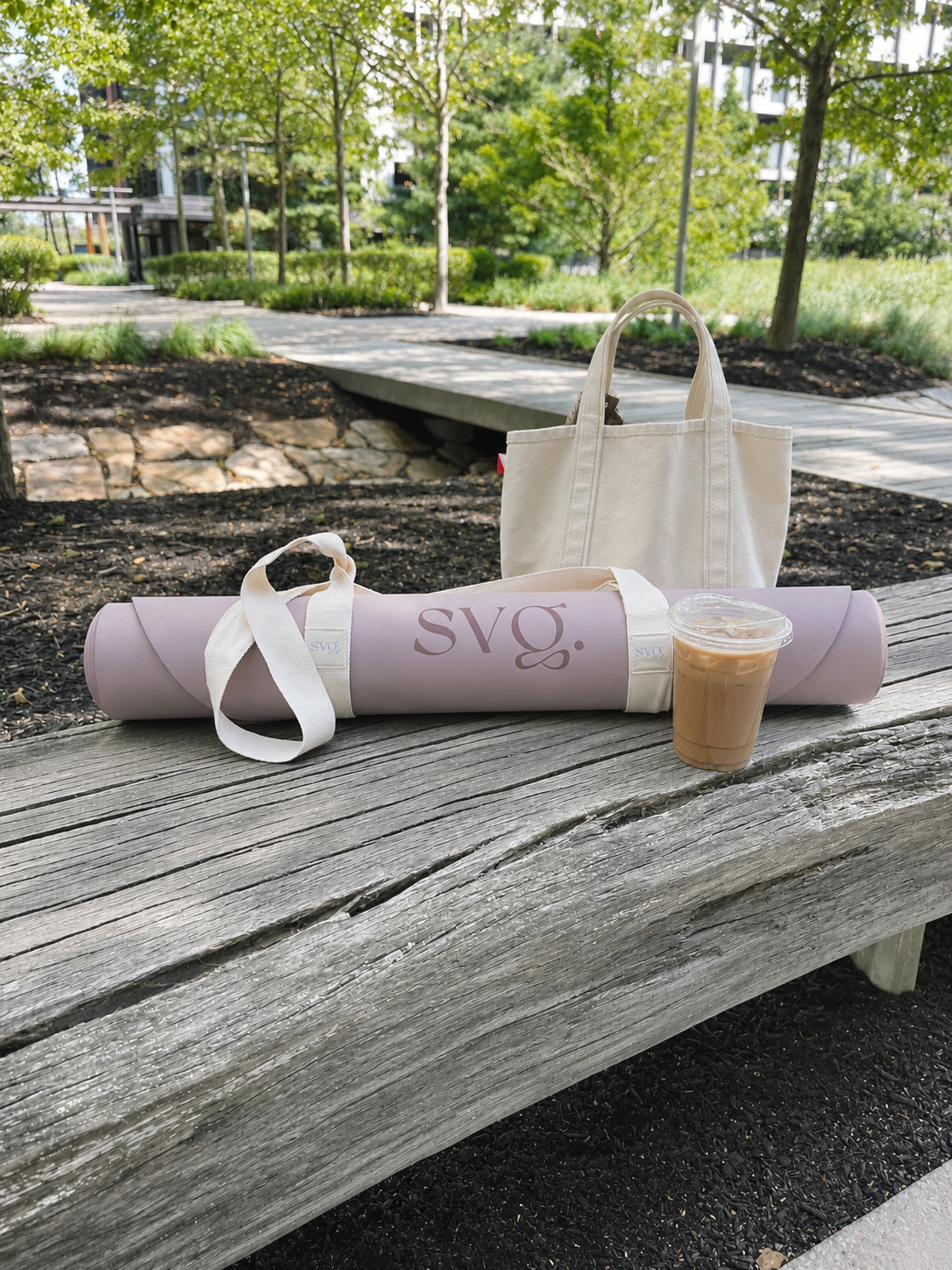 svg-ritual-mat-strap-lifestyle-shot-01.png