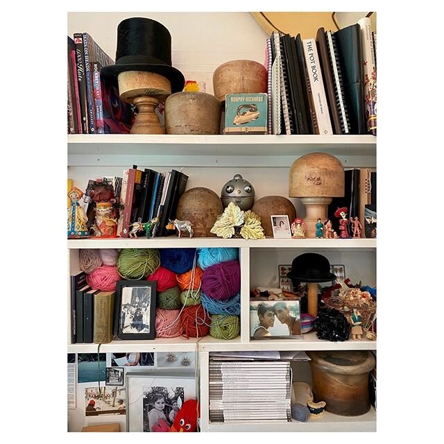 Studio shelfie
.
.
.
.
#mending #mend #visiblemending #circularfashion2020 #repairculture #buynothingnew #slowstitch 
#slowfashion #fashionrevolution 
#fashrev #slowfashionmovement #creativity #handstitched #darning 
#fixerupper #colour #embroidery #