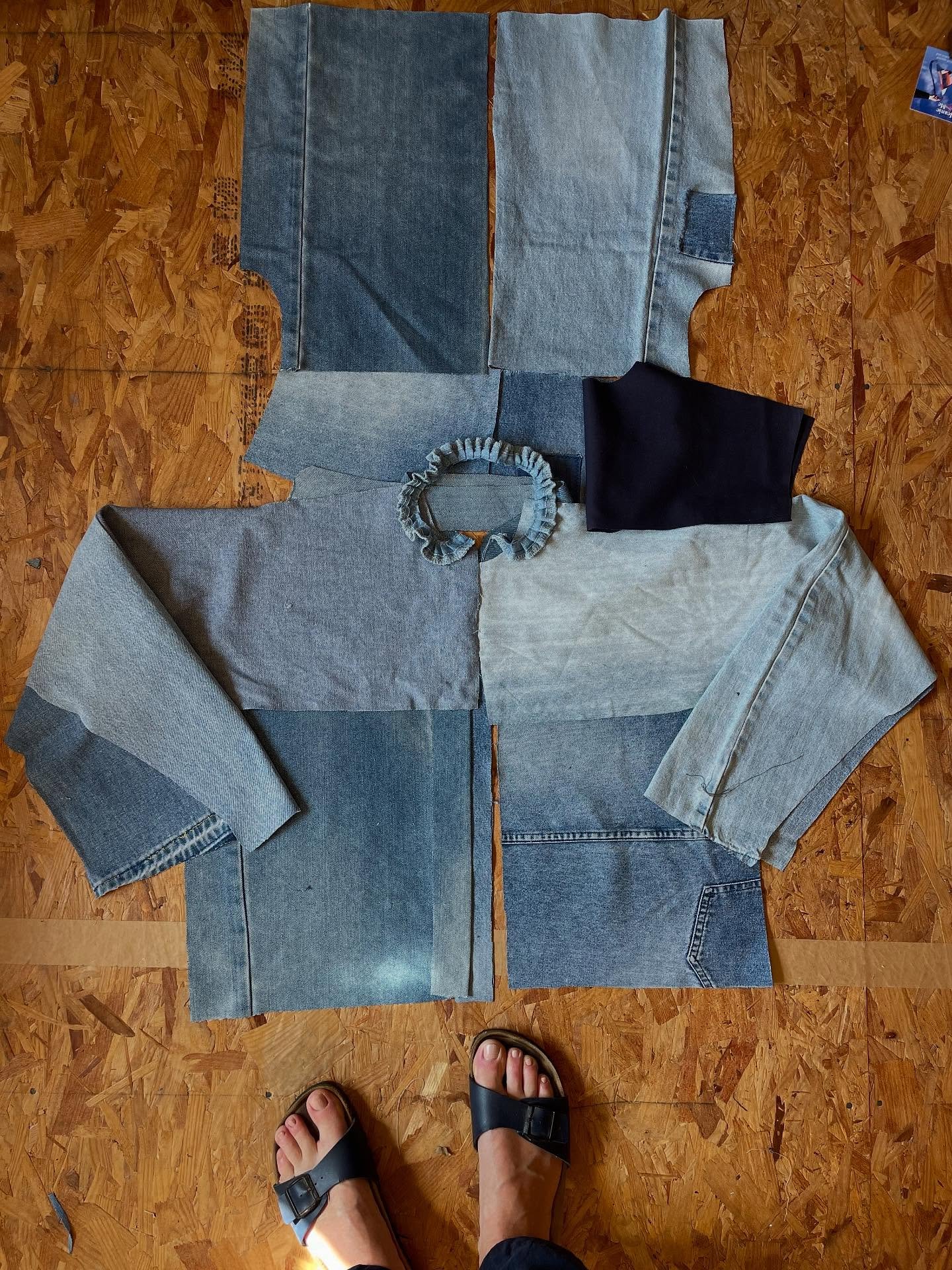 Process 🧩 Each one a puzzle waiting to be solved. 

It&rsquo;s untidy, it evolves and it&rsquo;s not over til the buttons reach the placket! 

#recycledjeans #denimjacket #handmadeclothes