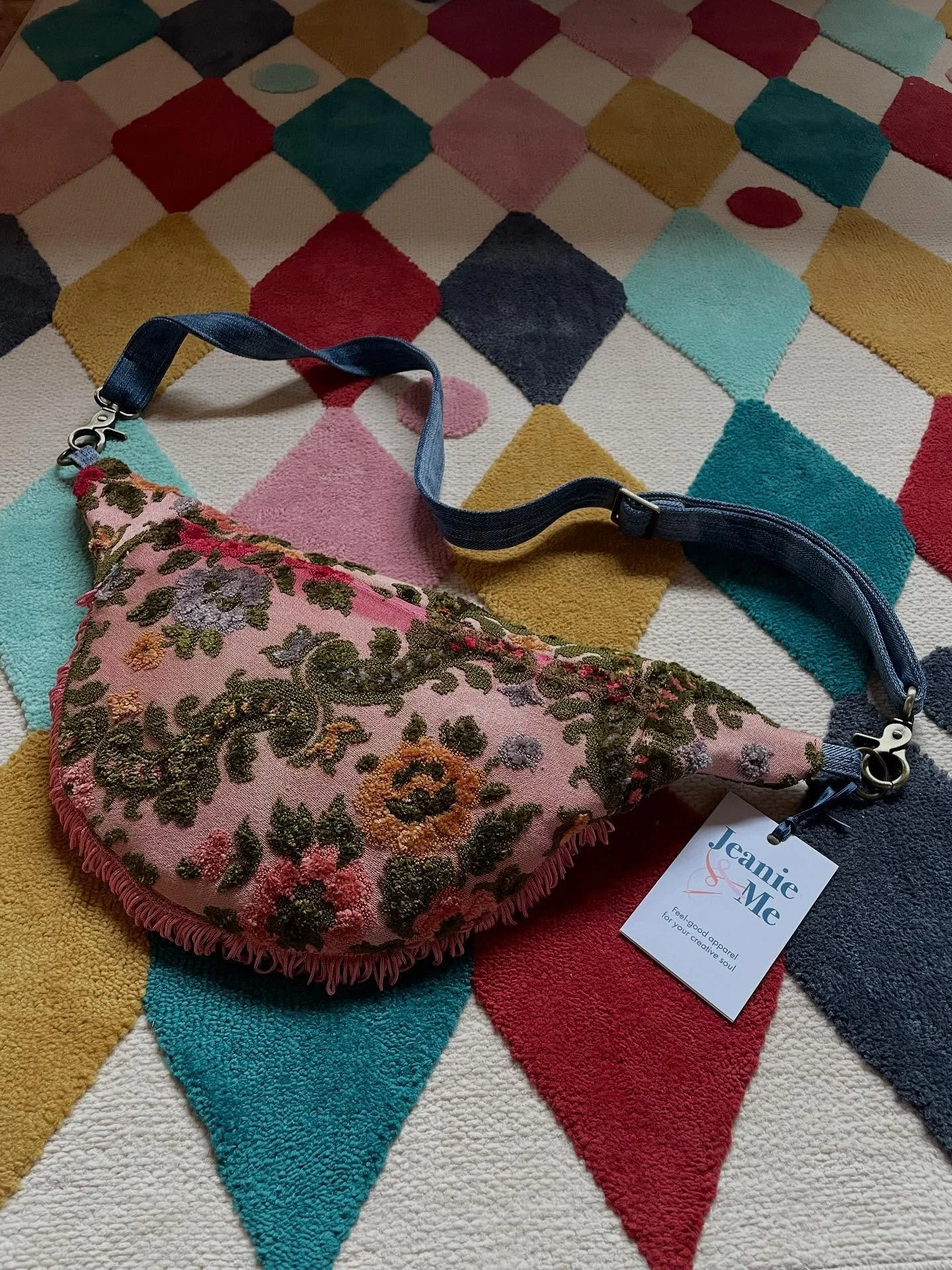4 New Fly bags added to the webshop 🫧

🍓Rosy Brocade 🌚 Faded Black 
🍭Candy Piped 🧊Pale Fade 

I&rsquo;m also delighted to tell you that in anti-inflation, the denim Fly bags have gone DOWN IN PRICE! (Due to an abundance of resources!) 

Enjoy 😚