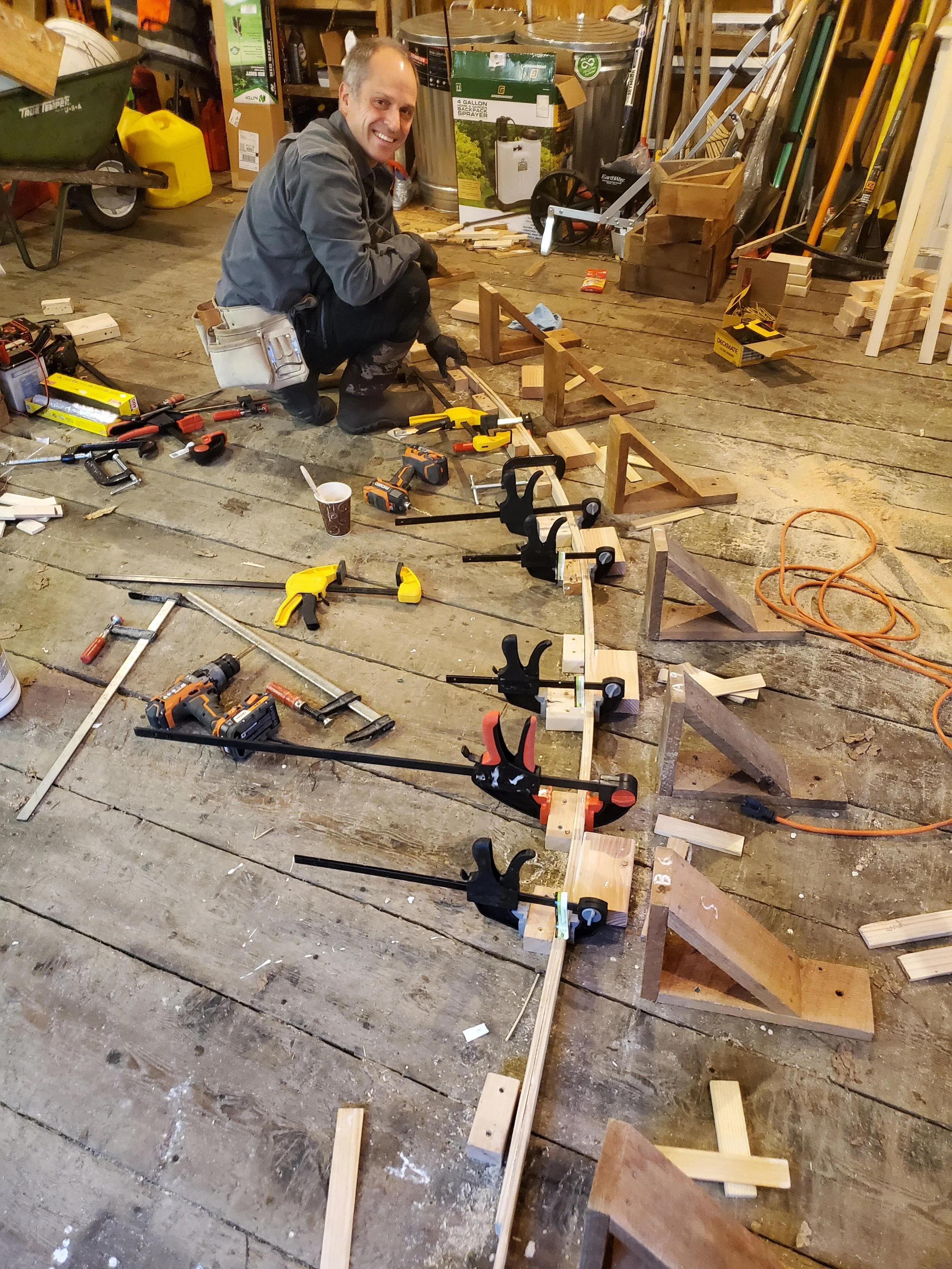 Building one half of the rib from base to top