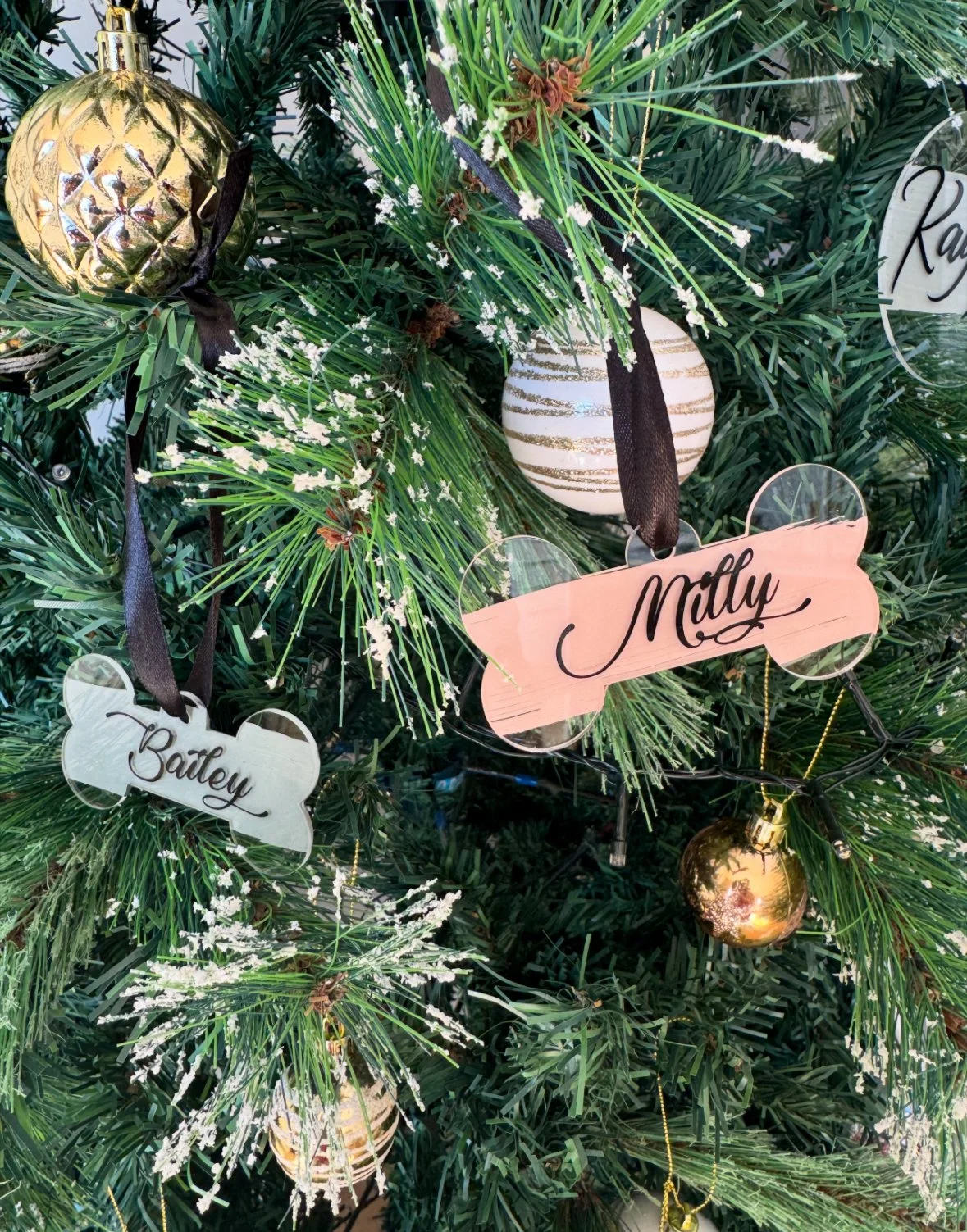Chalk Brushed Pet Bauble
