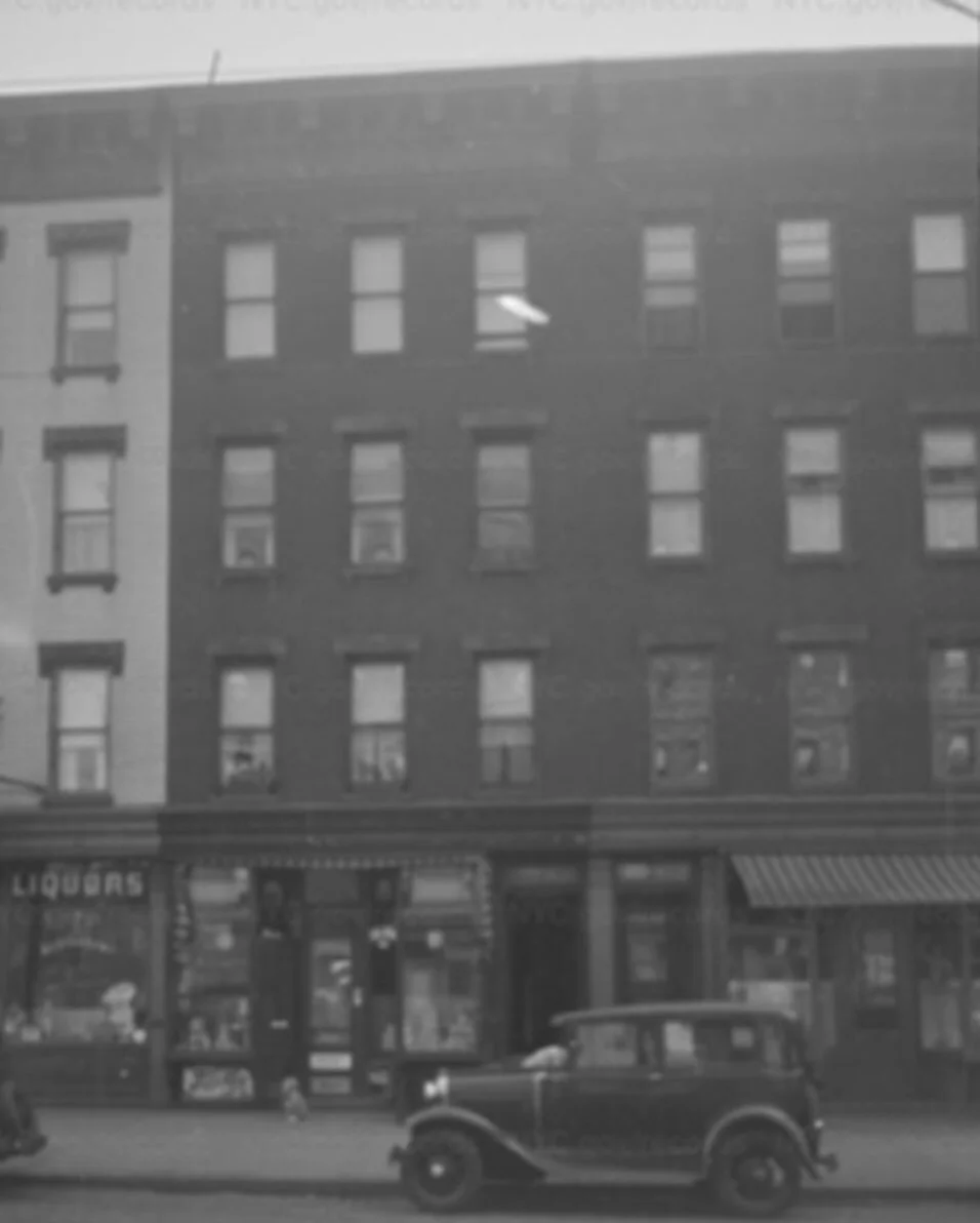 922 MELROSE AVENUE 
Mott Haven East Historic District.
Year Built: 1931
Lot Size: 20' X 75.08
Units: 8
Zoning: R7-2
Taxes: $7,826
Sales History: 
Property is currently for sale by @rasequitypartners &amp; @oliver_batista for $1.3MM contact us for any