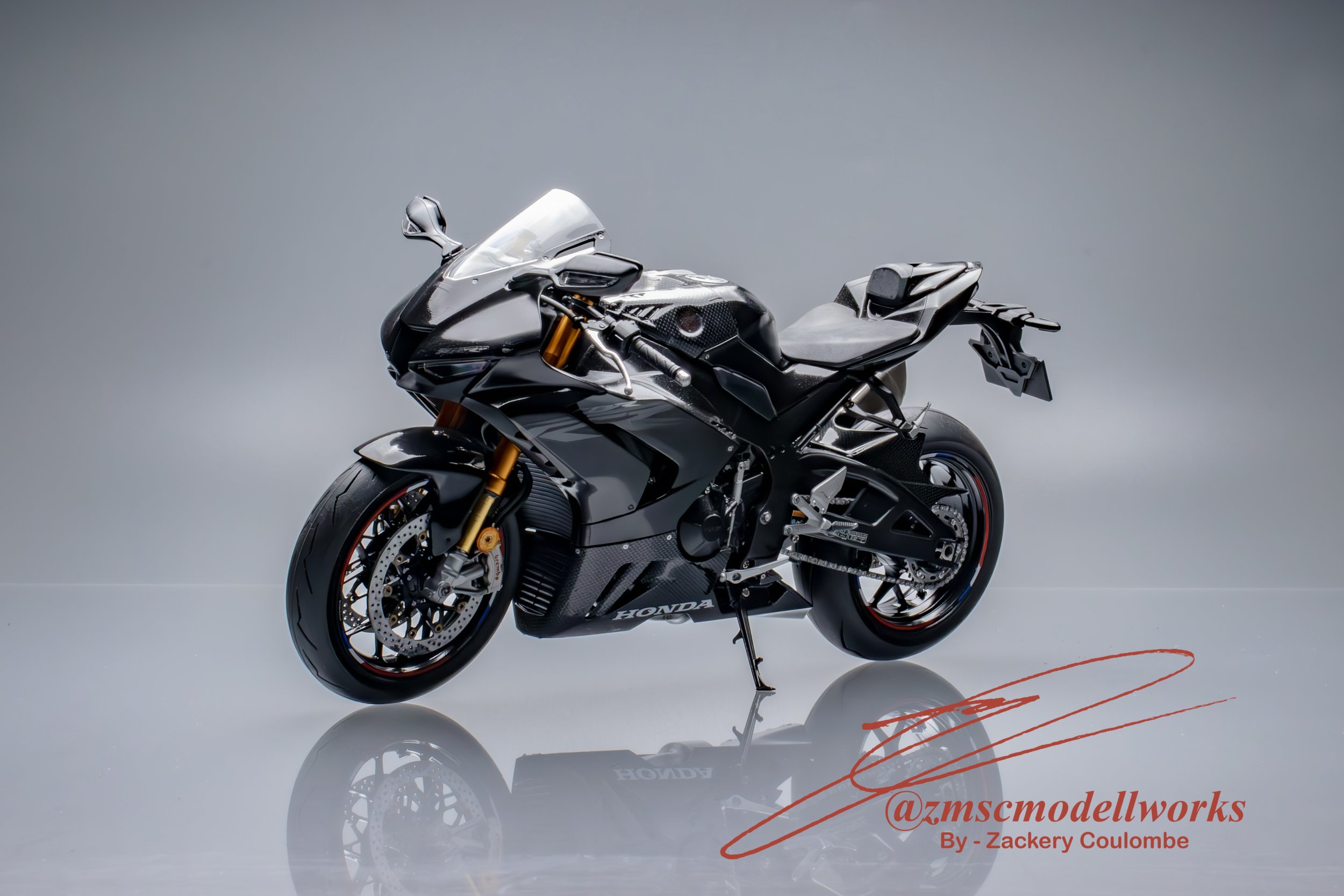 Honda_CBR_1000RR_Fireblade-02.jpg