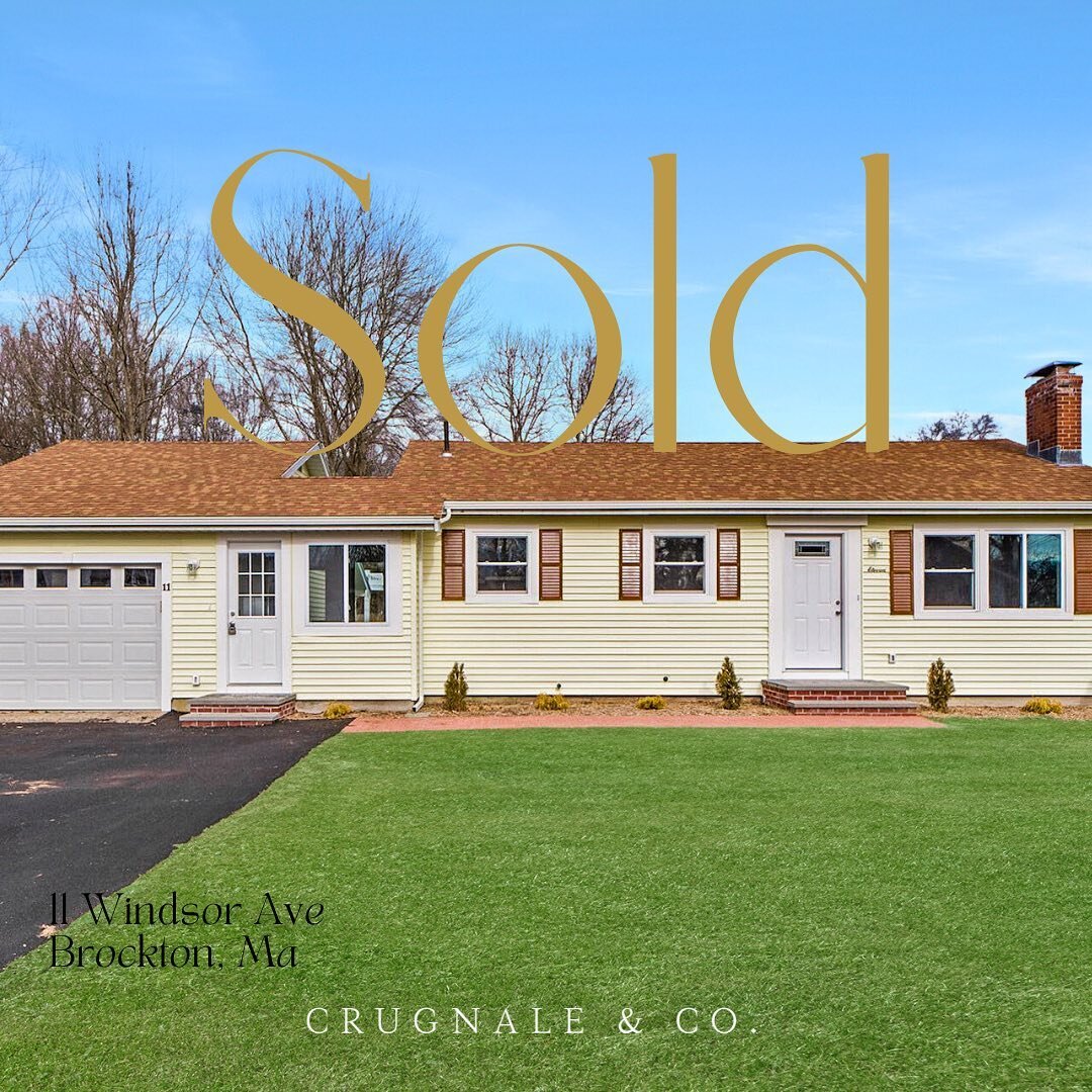 #JUSTSOLD &bull; sealed the deal on another great one! 3-week closing 💥 Represented the sellers &bull; $555,000
-
Let&rsquo;s talk about getting you to the closing table, too!

📧 📞 
Kayla Crugnale, Broker
508.692.0436
Hello@crugnaleandco.com 
Crug