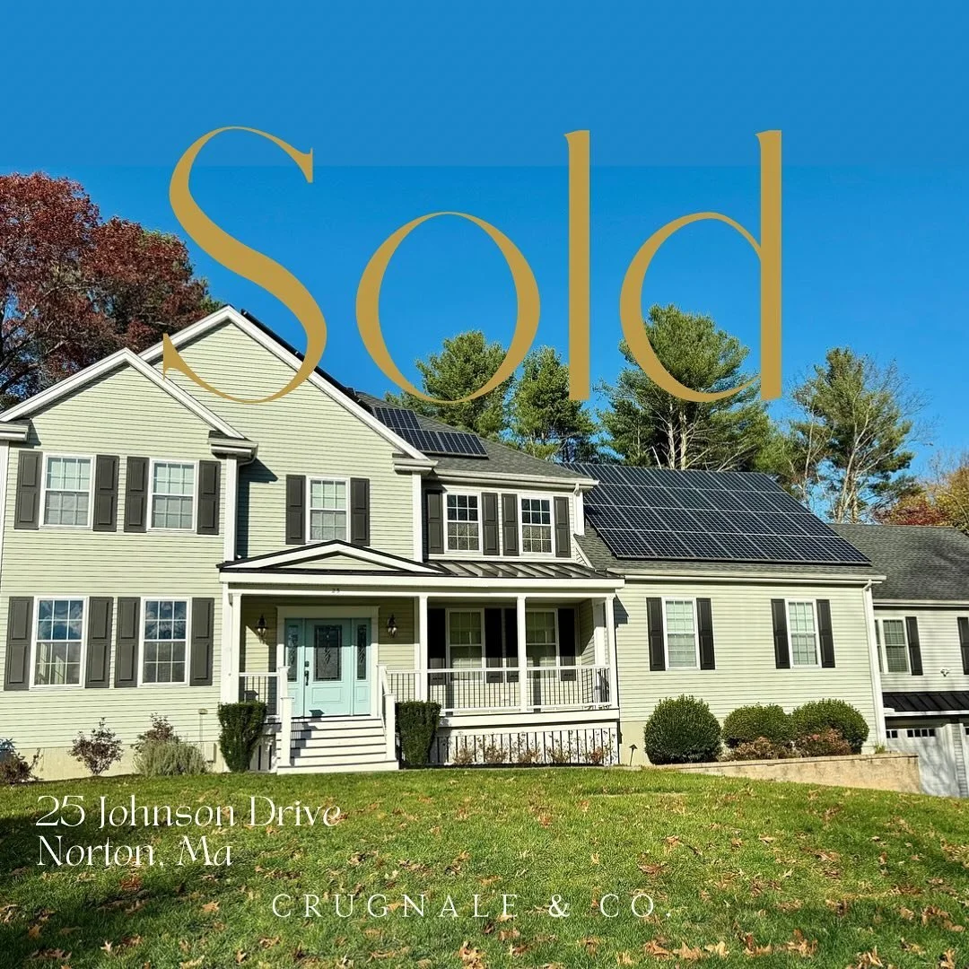 #SOLD &bull; $1,299,000 &bull; buyer representation 

We are so happy for our buyer client on their beautiful new home and this next chapter for them! Have questions about buying or selling email us at hello@crugnaleandco.com to start chatting today!