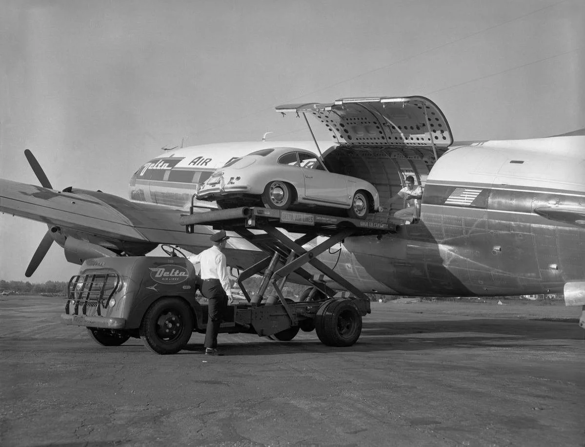 curtis_356_cargo.jpg