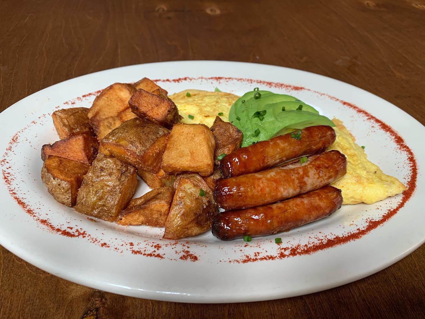 BONUS BRUNCH!!!! 

Happy Labor Day everyone! We will be open today for a BONUS BRUNCH DAY from 12PM-4PM &amp; our Dinner menu to follow. 

Take advantage of your day off and come enjoy another day full of mimosas &amp; delicious brunch food. 

We can