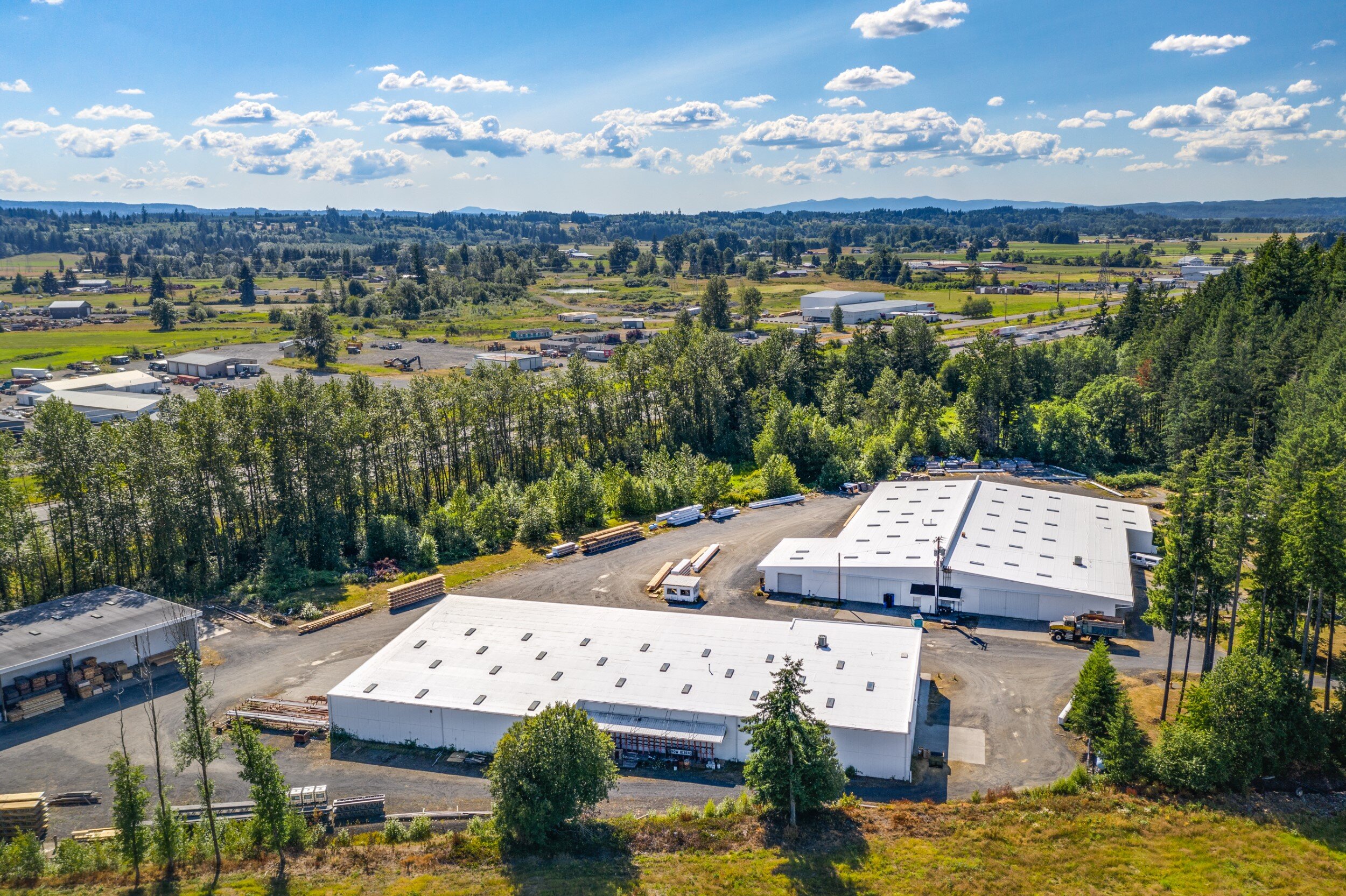 Commercial Roof Truss Company Chehalis, WA — SAFECOVER ROOFING