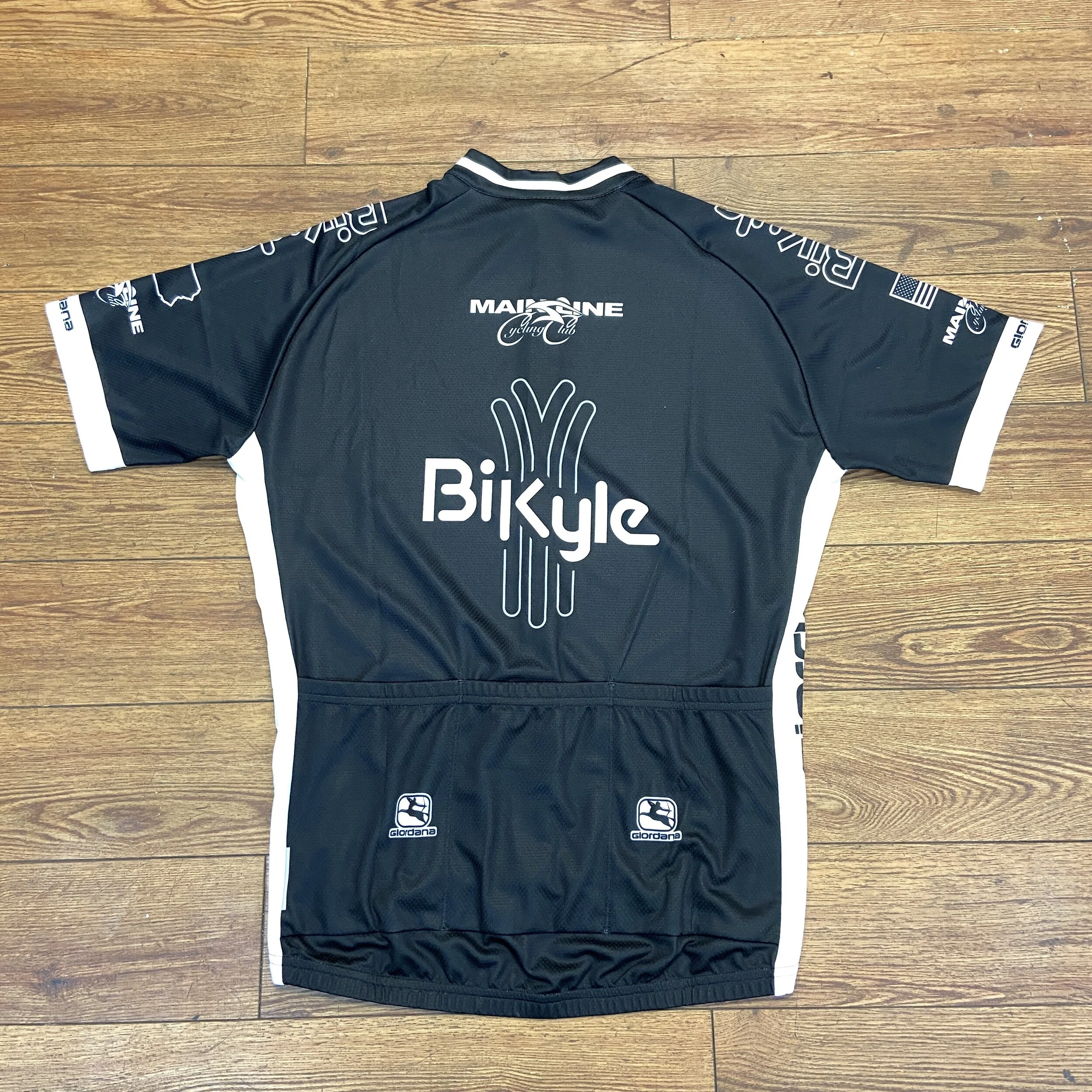 CBK-black-rear.JPG