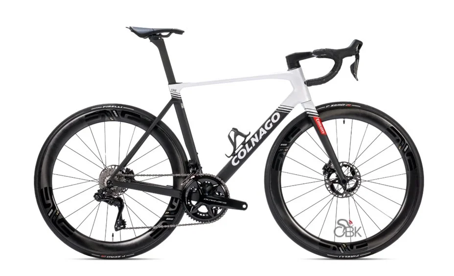 Colnago V5Rs in Team UAE color