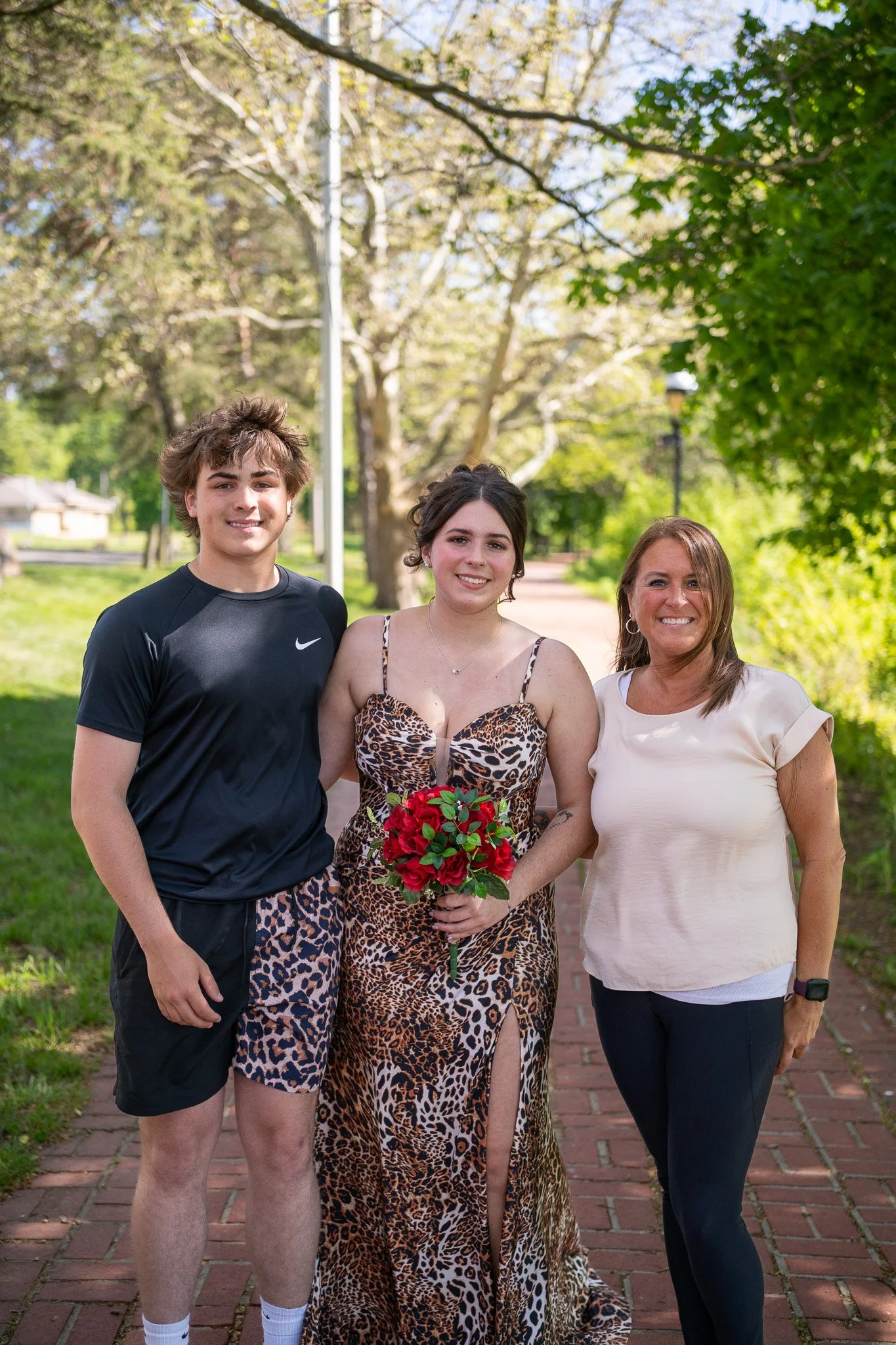 Brynn & Noah 051626 Senior Prom-14.jpg