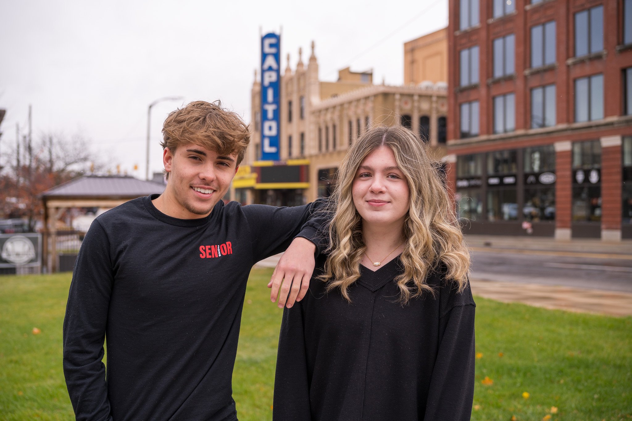 Brynn + Noah - Seniors-06.jpg