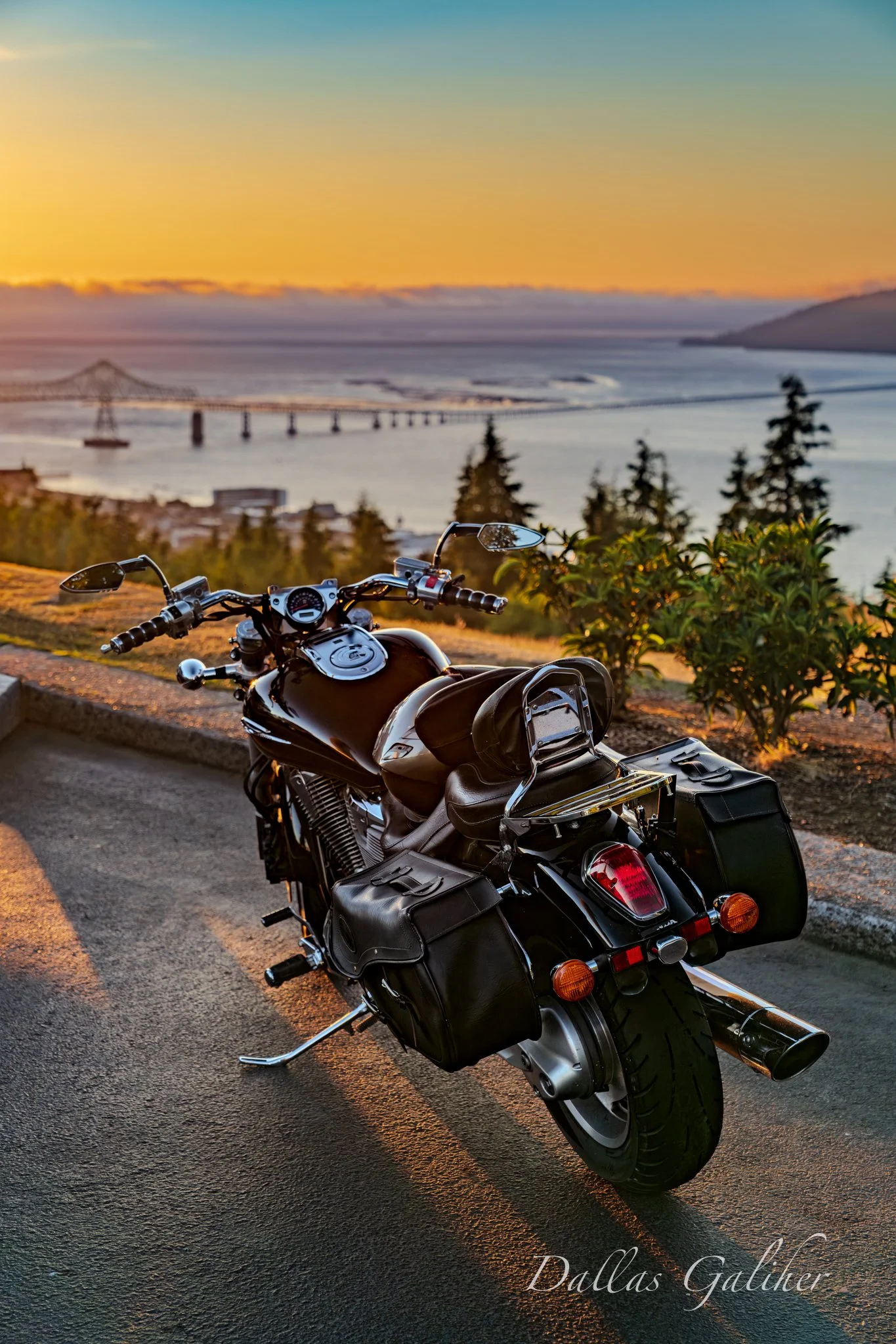 VTX 1800 Astoria Column