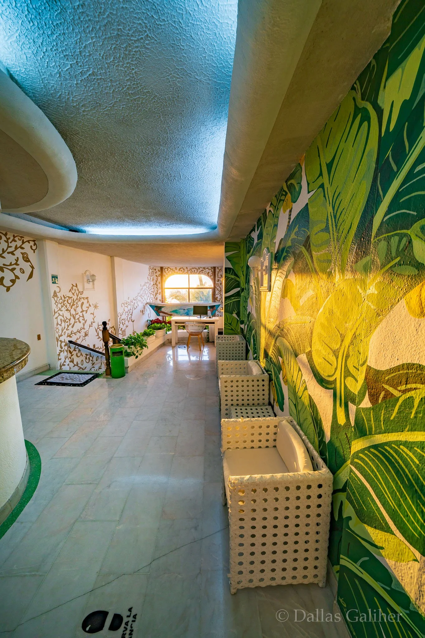 Emperador Beachfront Hotel & Suites
Lobby