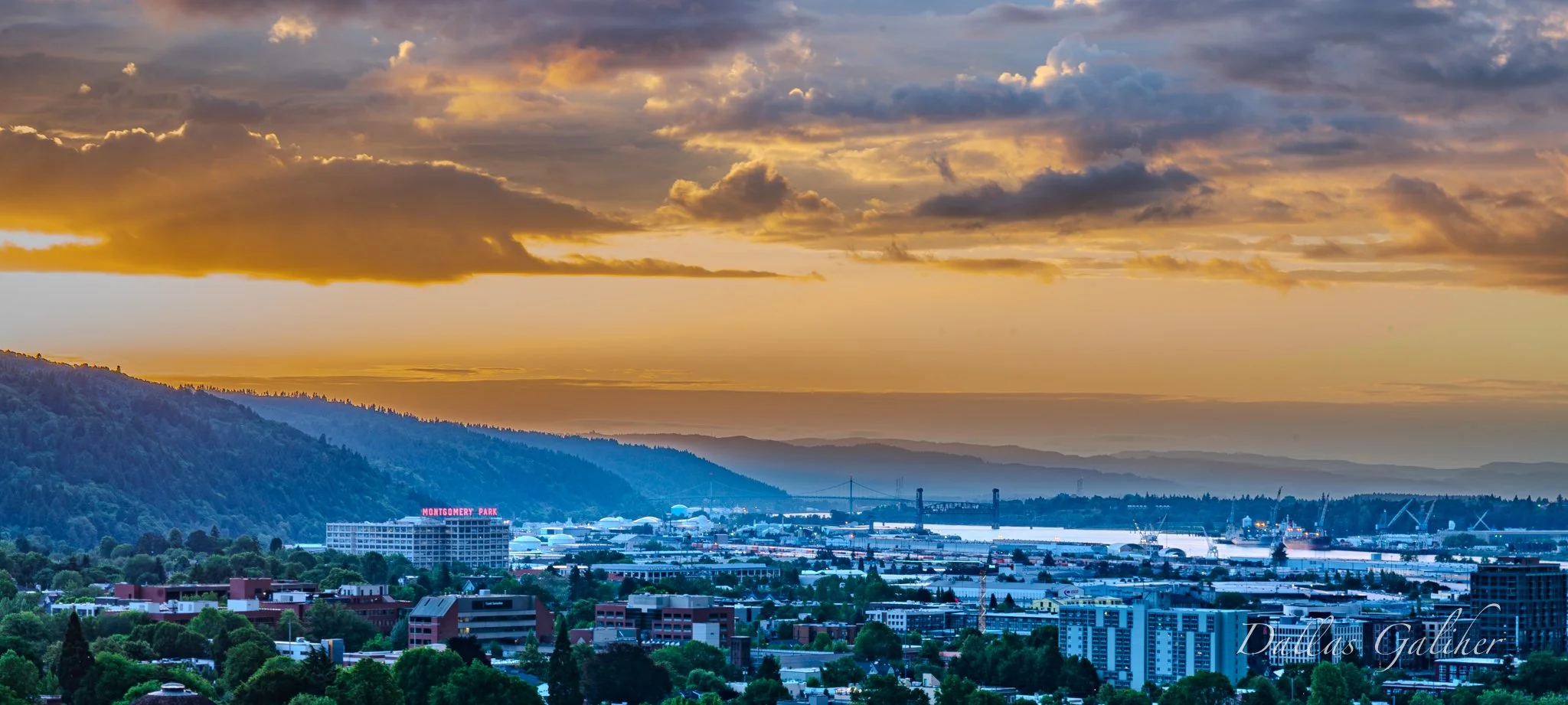 Downtown Portland NW Willamette view