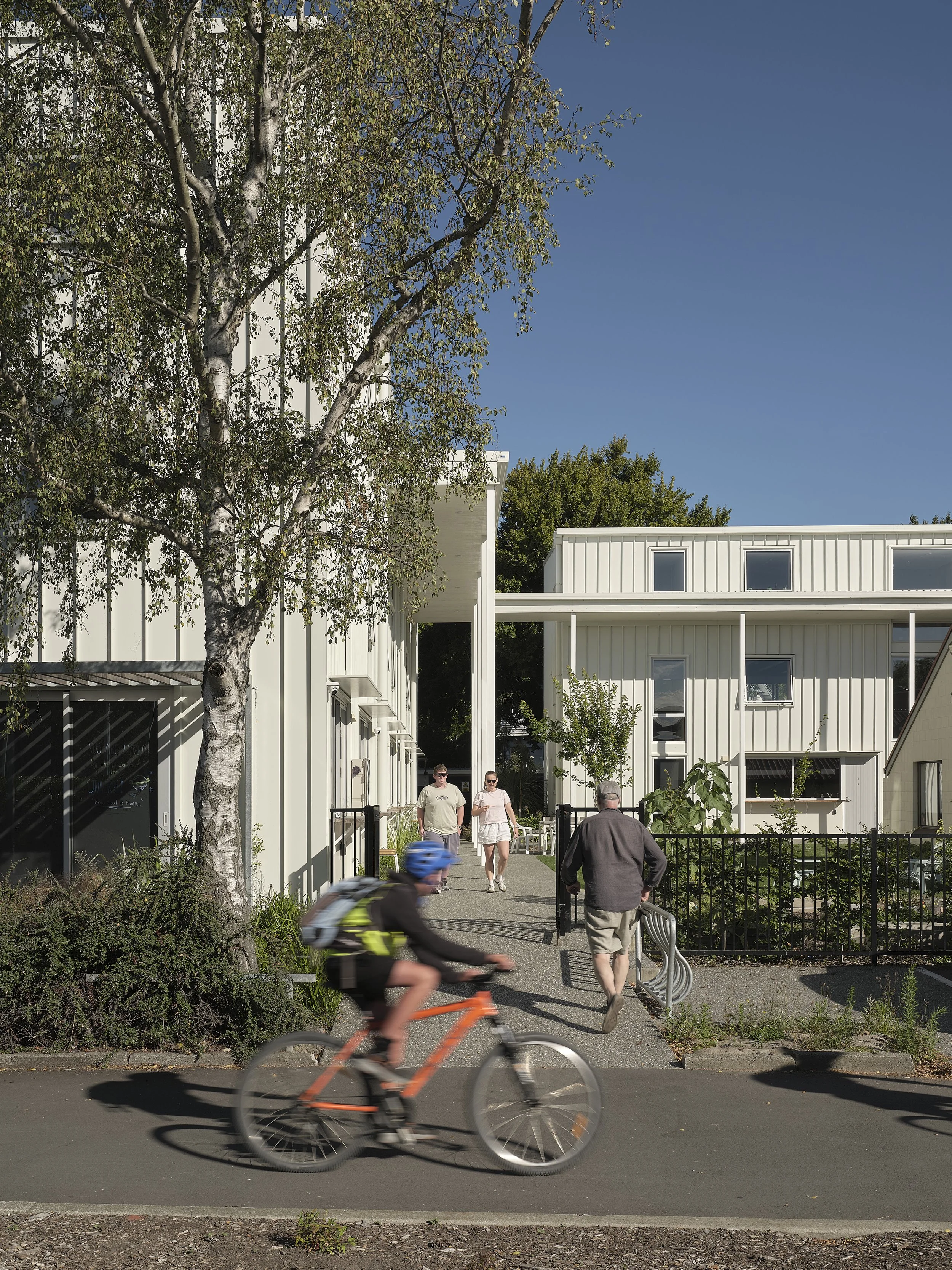 03_Oxford Terrace approach_Sam Hartnett_03.jpg