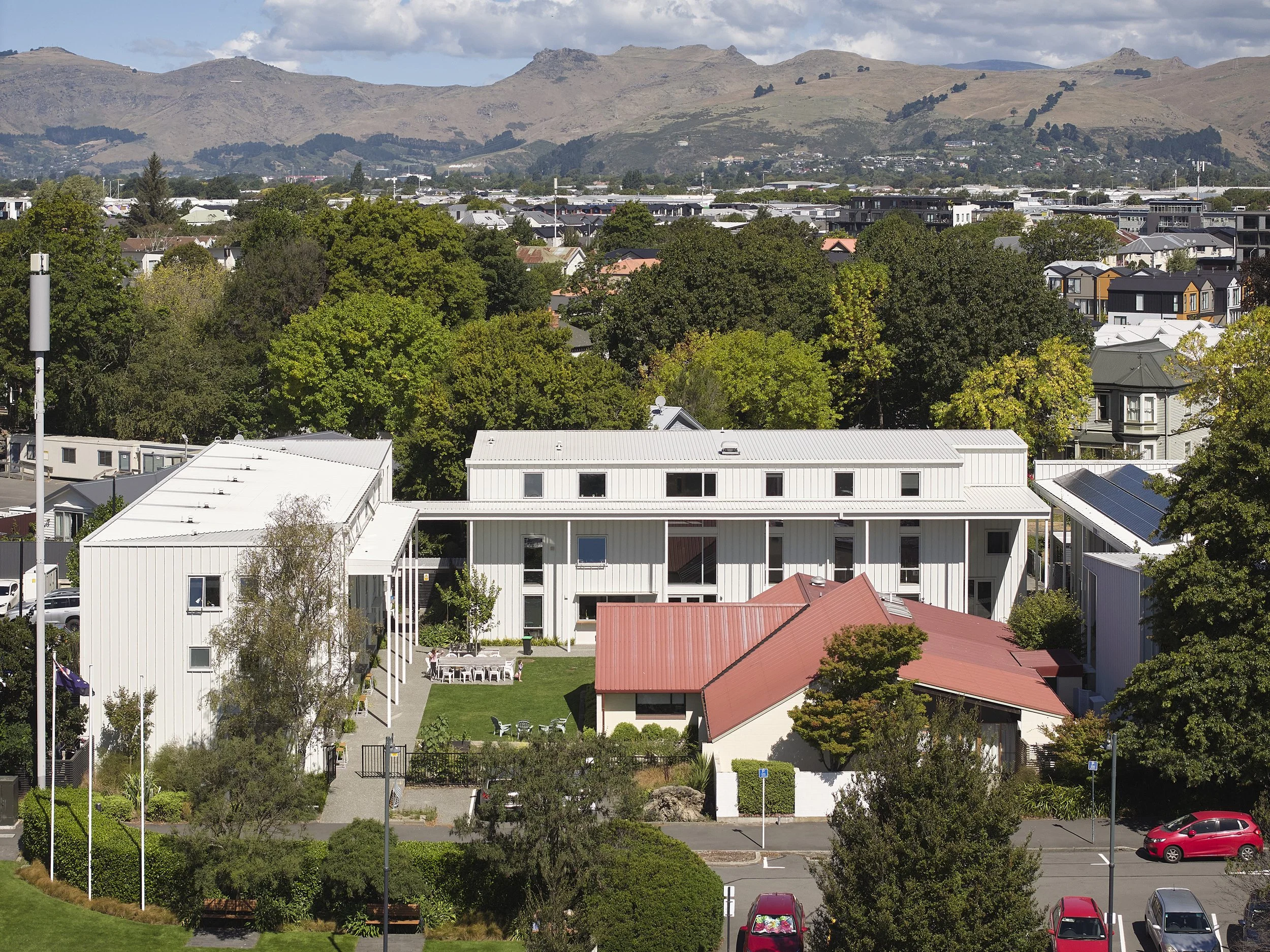 02_Urban context_Sam Hartnett_02.jpg