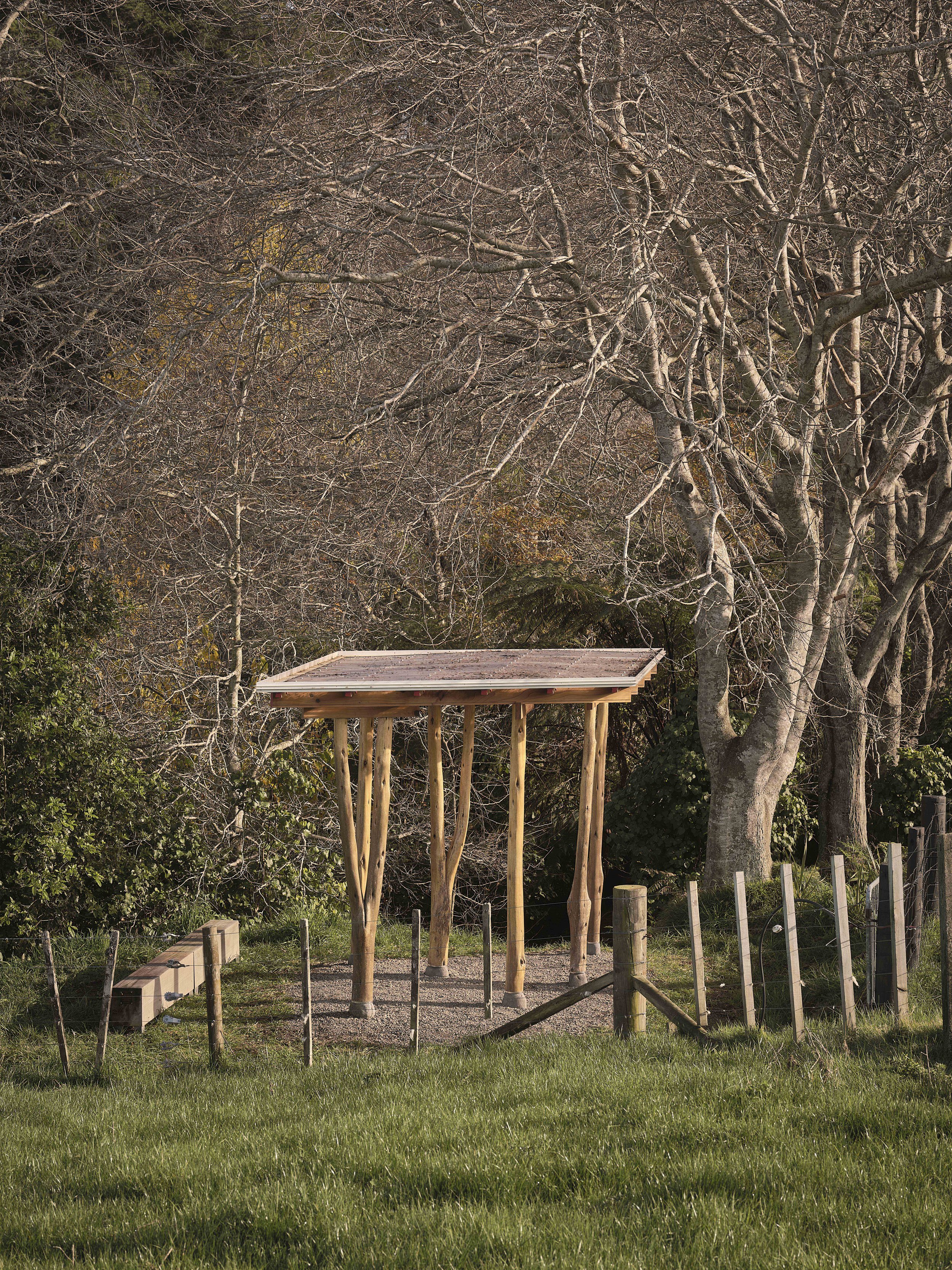 10_Outro_Sam Hartnett.jpg