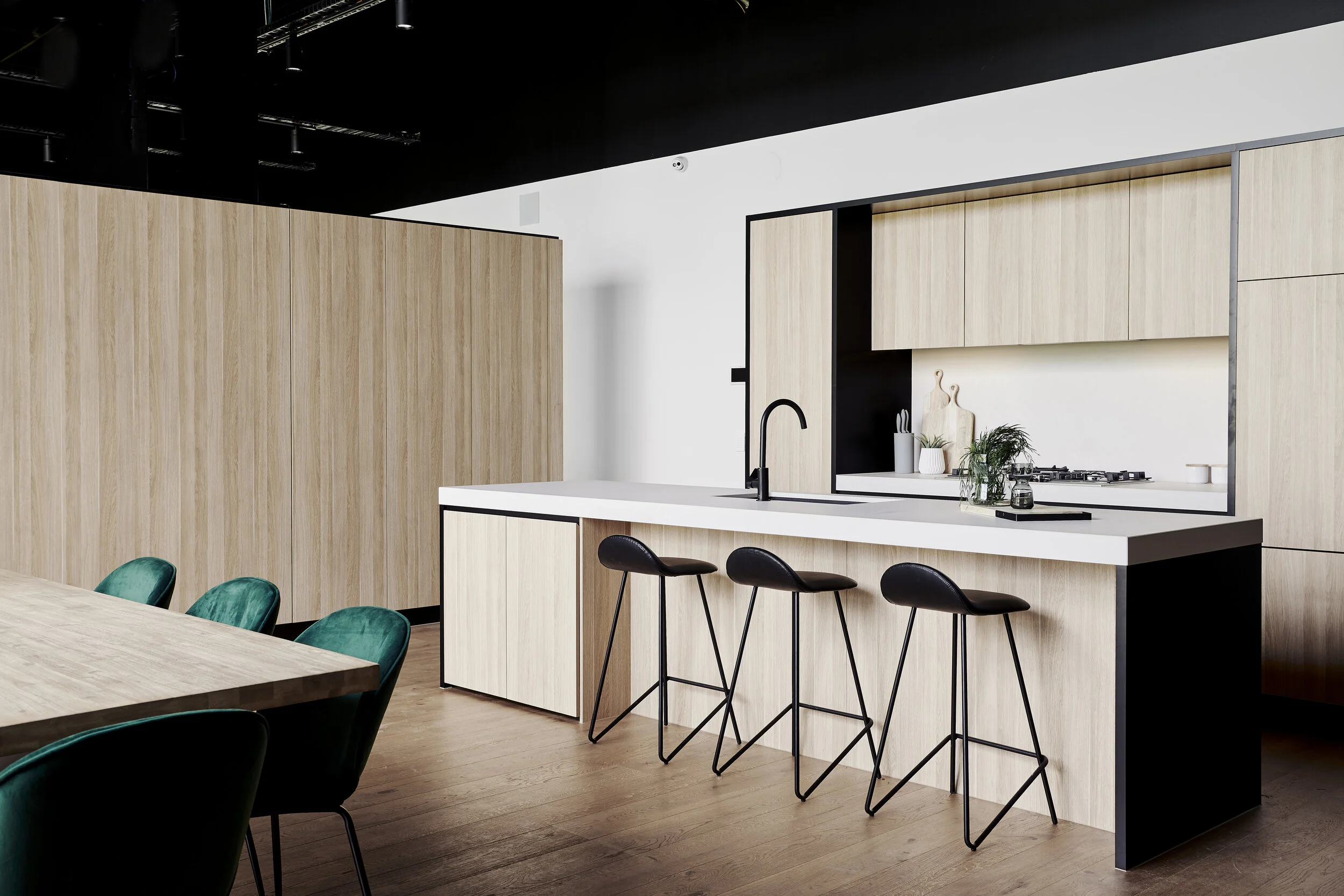 Twostyle August_SimonShiff_0 25.jpg