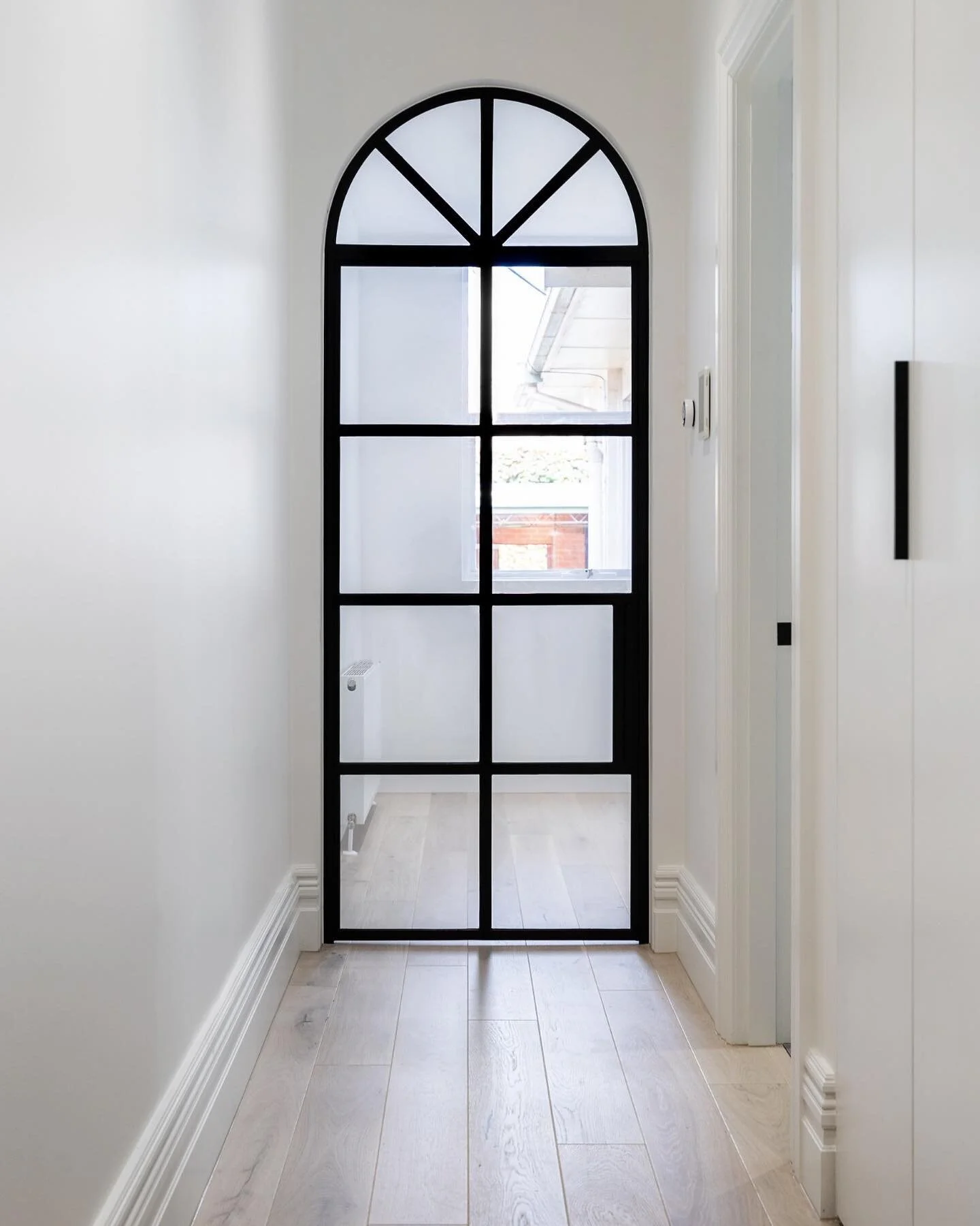 📣TRANSFORMATION ALERT📣
Check out this incredible transformation in our recently completed Middle Park home. We designed a new floor-plan to allow for an added en-suite, new bathroom, laundry & kitchen. A modern palette incorporating detailed elements was just what this space needed.. and did we mention the joinery detailing?! 😍⚡️

DESIGNED BY TWOSTYLE 

🛠 - @lvlgroupaus 
📸 - @ascot.studios