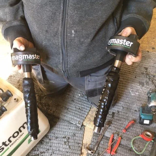 We&rsquo;re cleaning the pipes! 🧼 .
.
These are the 2 heavy duty clogged magnets from the Proflush #magmaster 🧲 which collect all the debris inside the old plumbing system before installing the new boiler system. You can see how clean they are befo