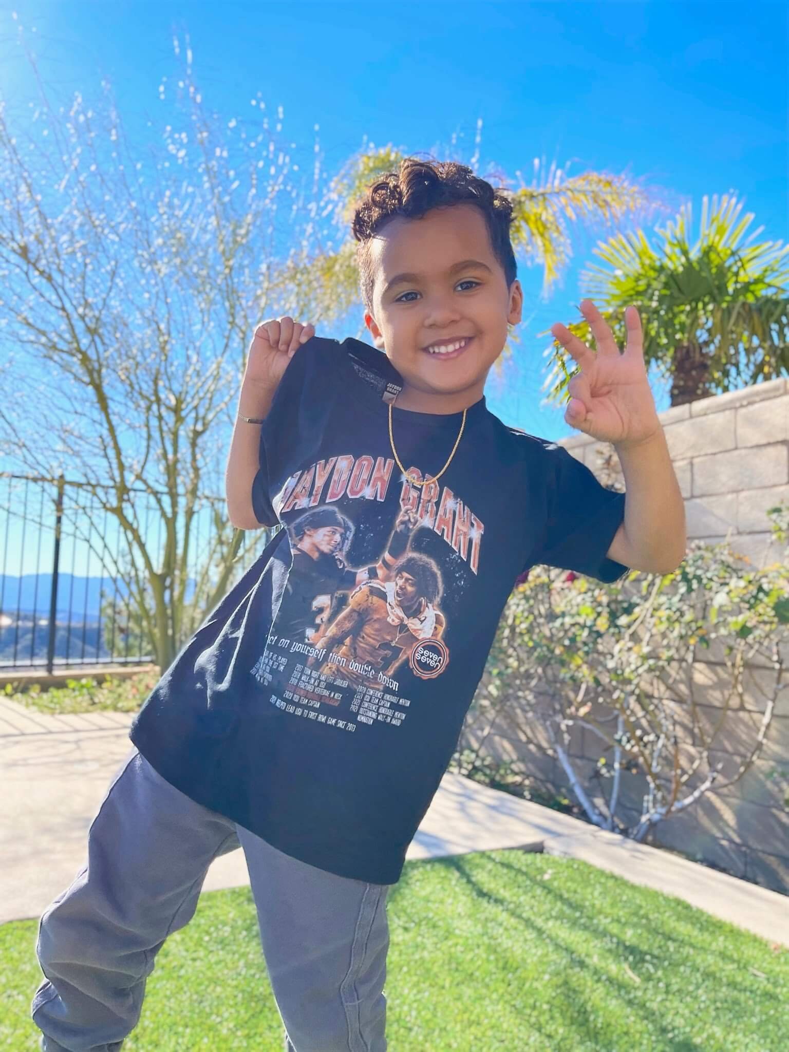  Omari Wonder, 5, shows off his Jaydon Grant T-shirt (courtesy Gina Wonder) 